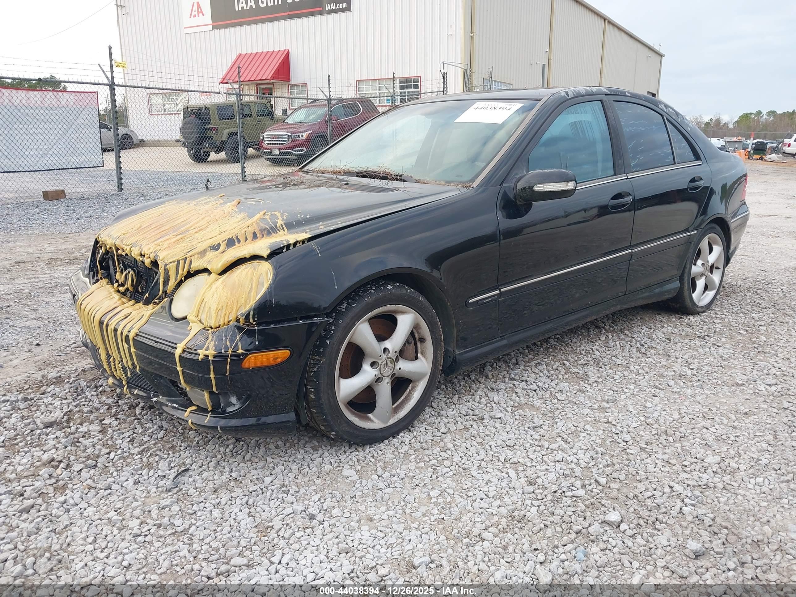 MERCEDES-BENZ C image 2