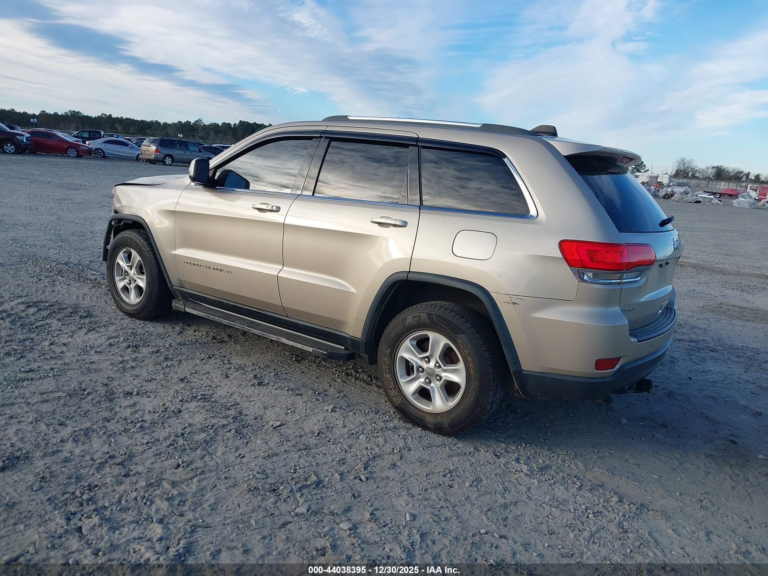 JEEP GRAND image 3