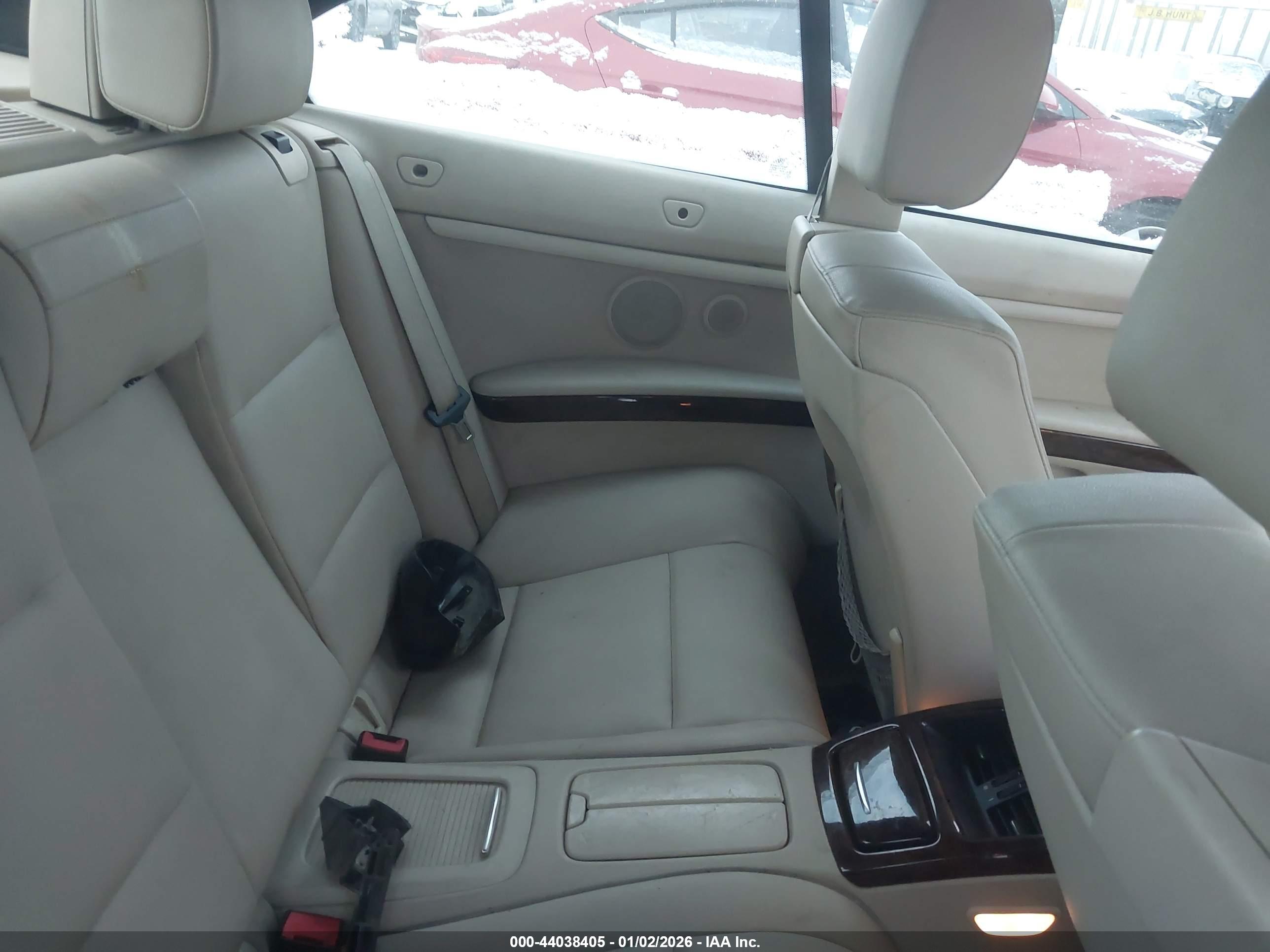 BMW 328I image 8