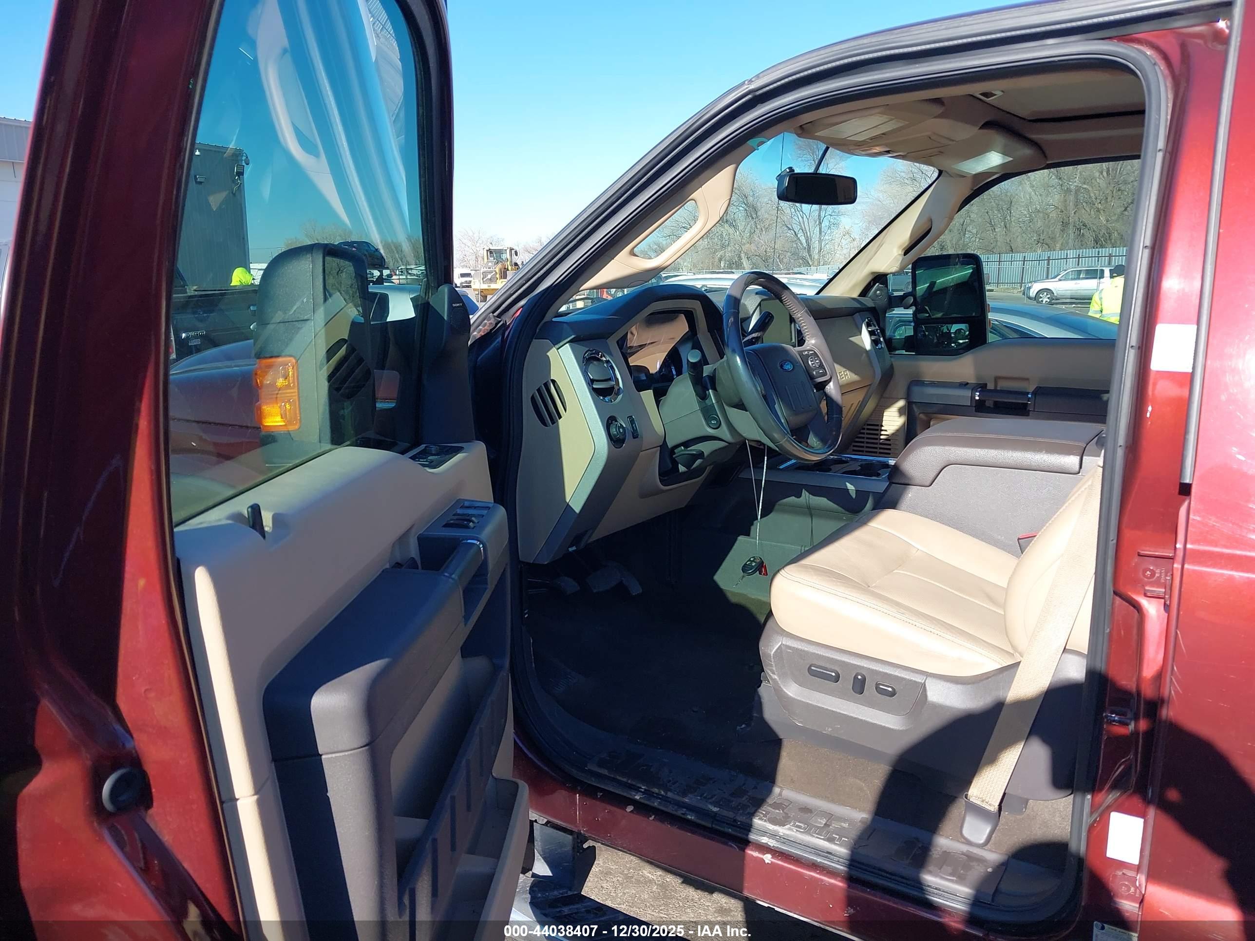 FORD SUPER image 7
