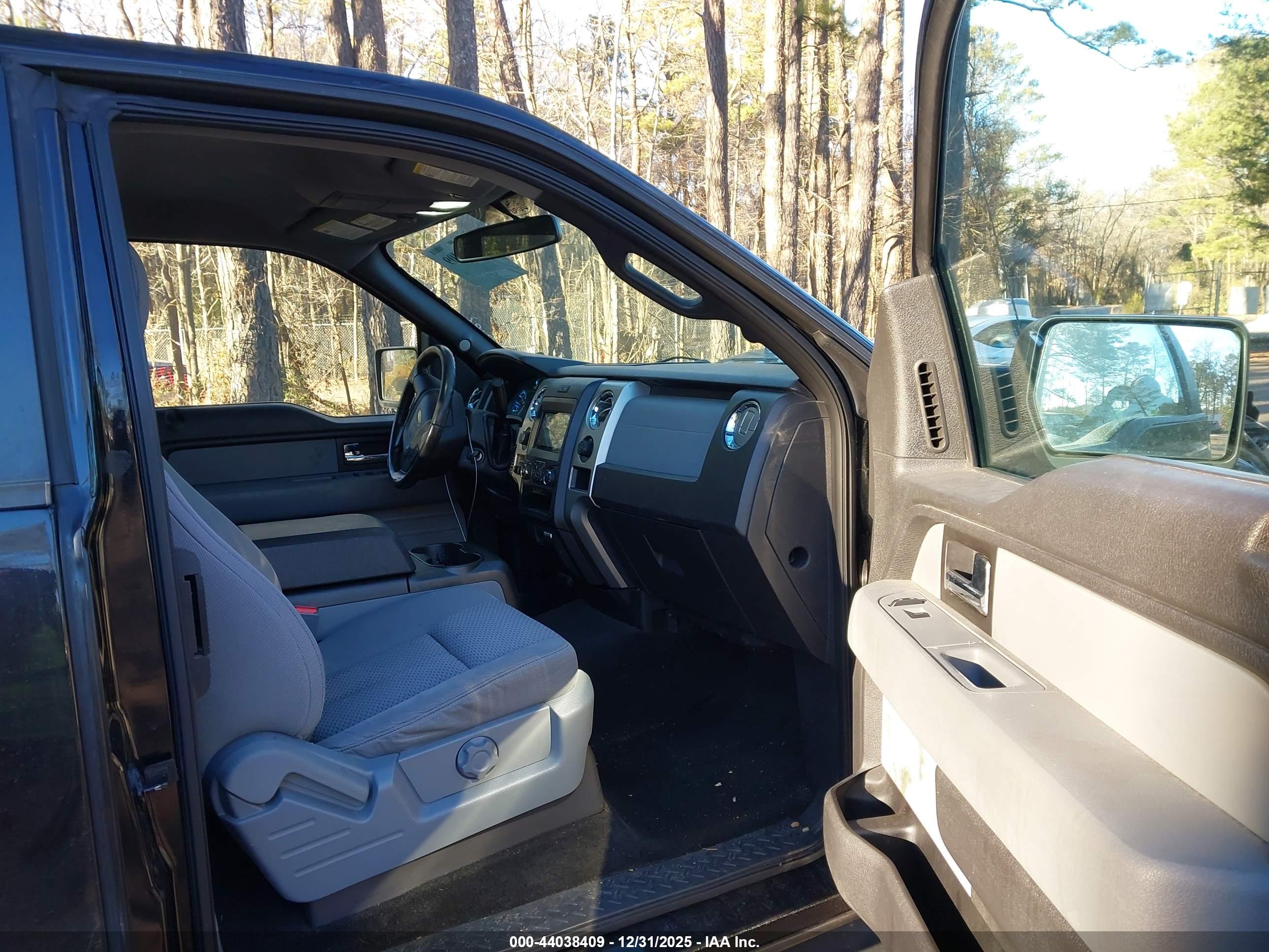 FORD F-150 image 5