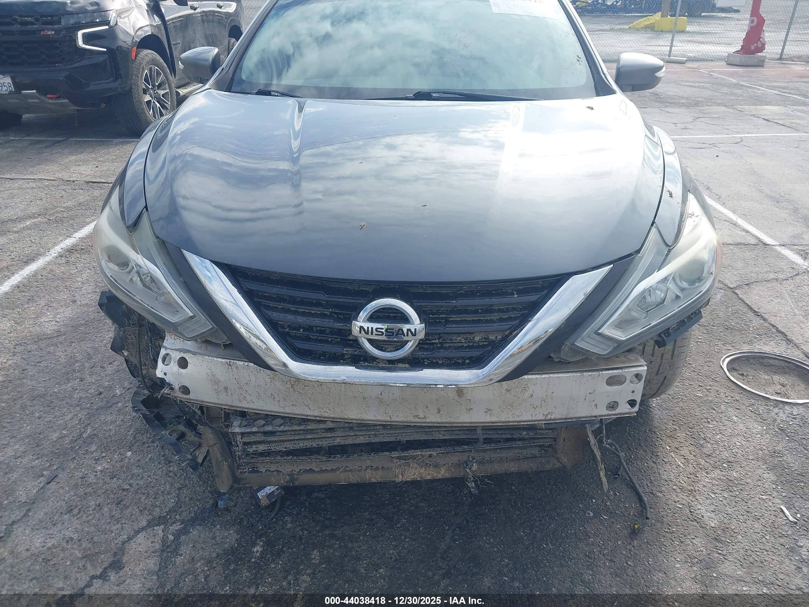 NISSAN ALTIMA image 6