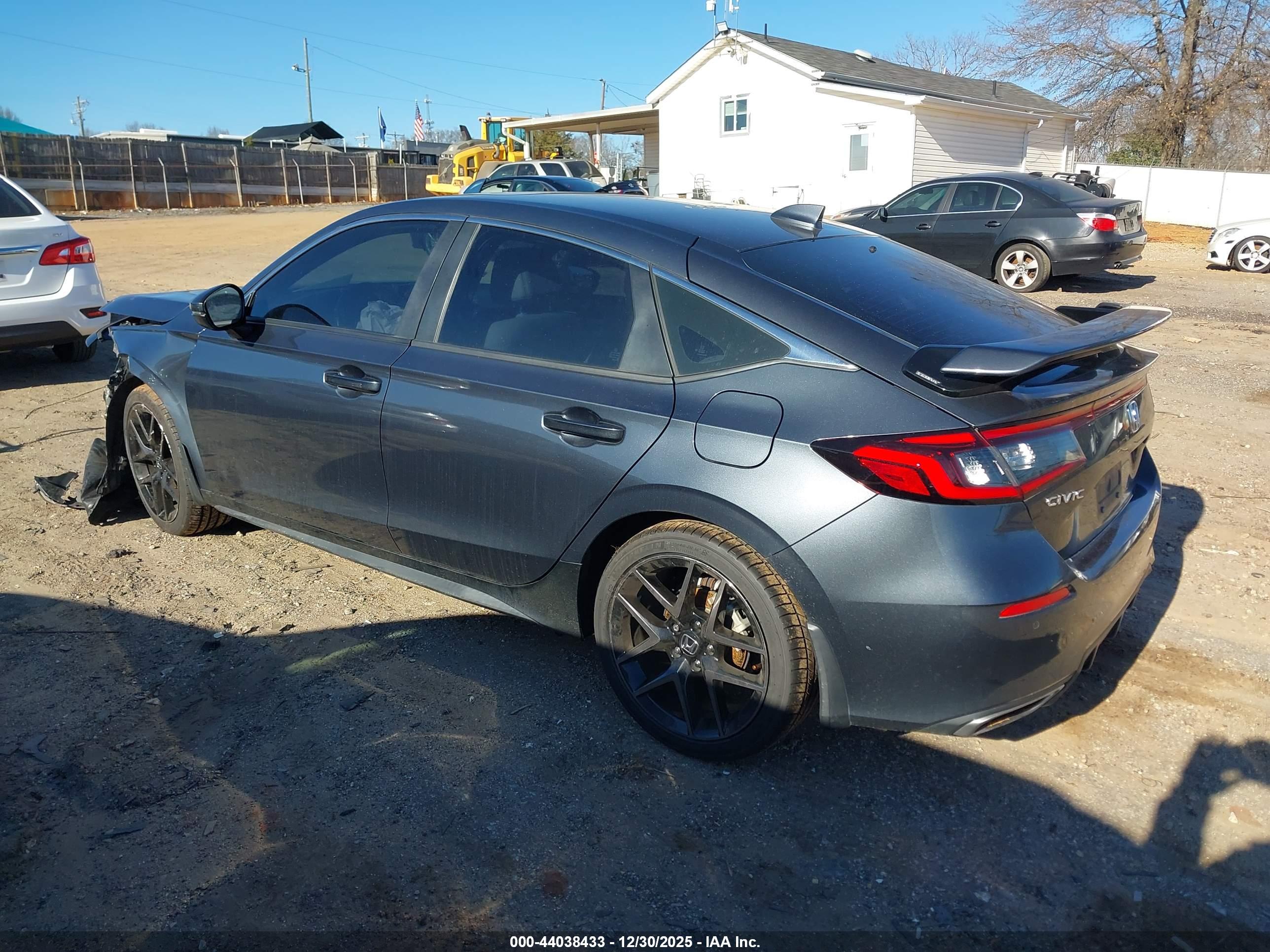HONDA CIVIC image 3