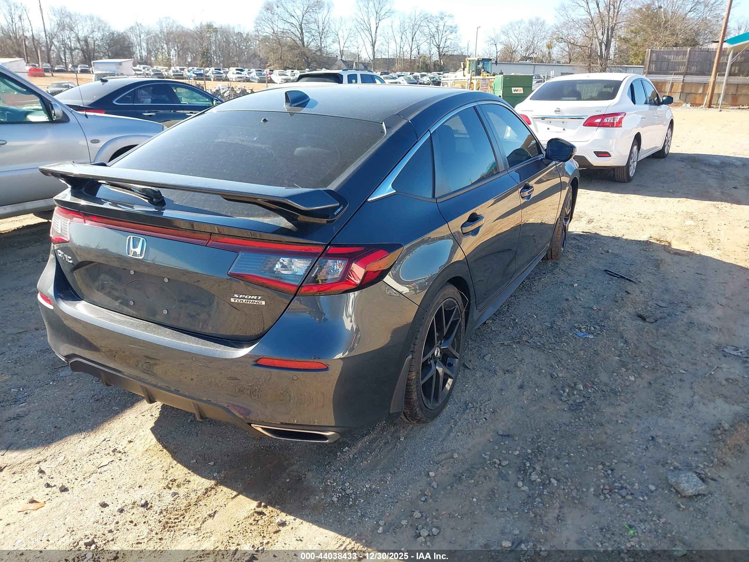HONDA CIVIC image 4