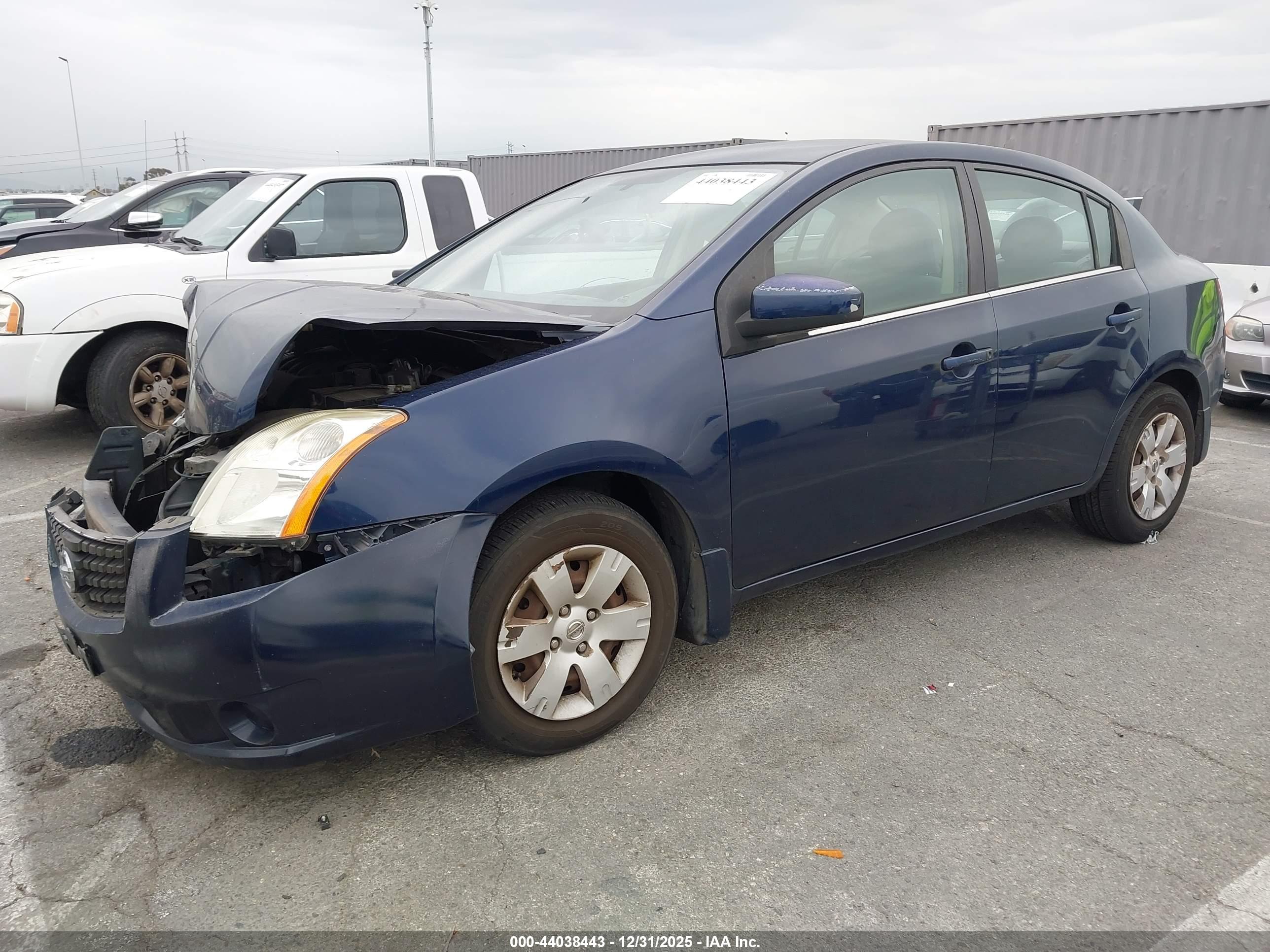 NISSAN SENTRA image 2
