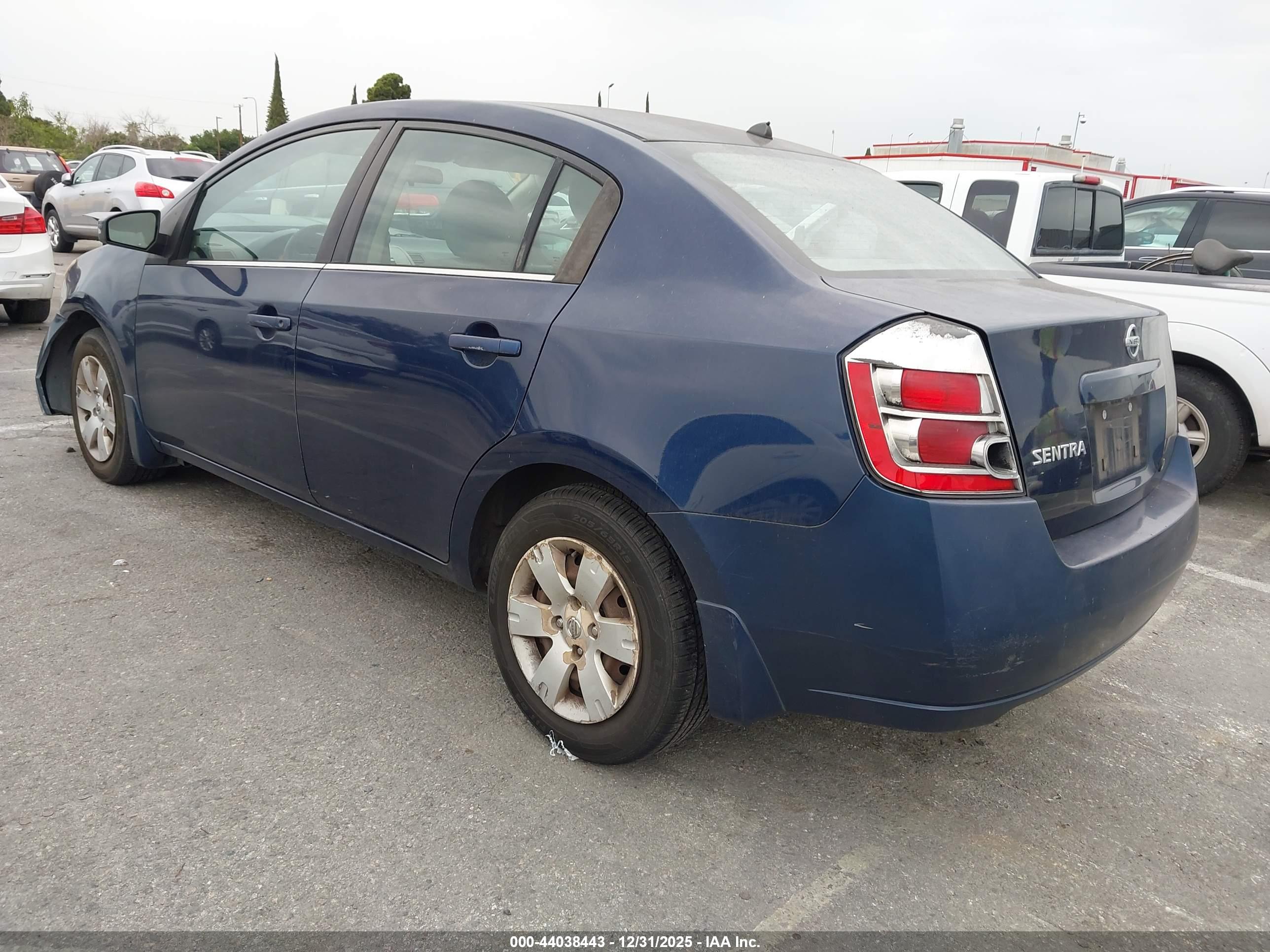 NISSAN SENTRA image 3