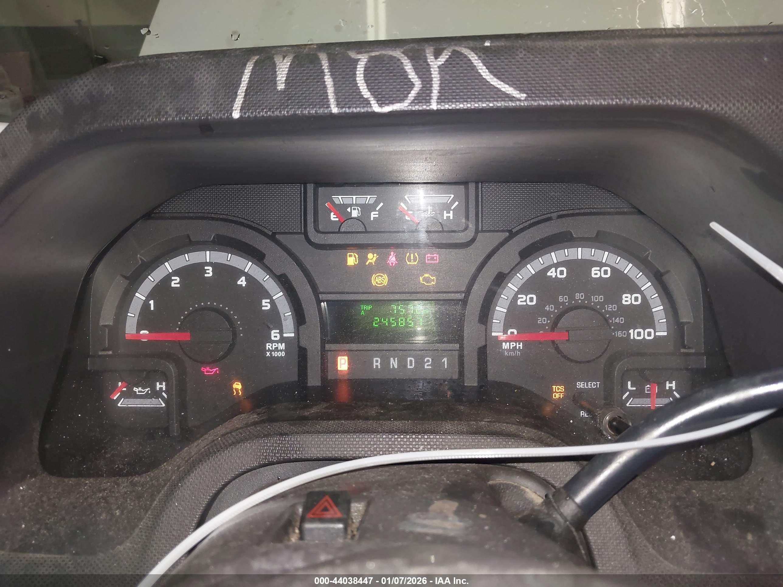 FORD E-250 image 7