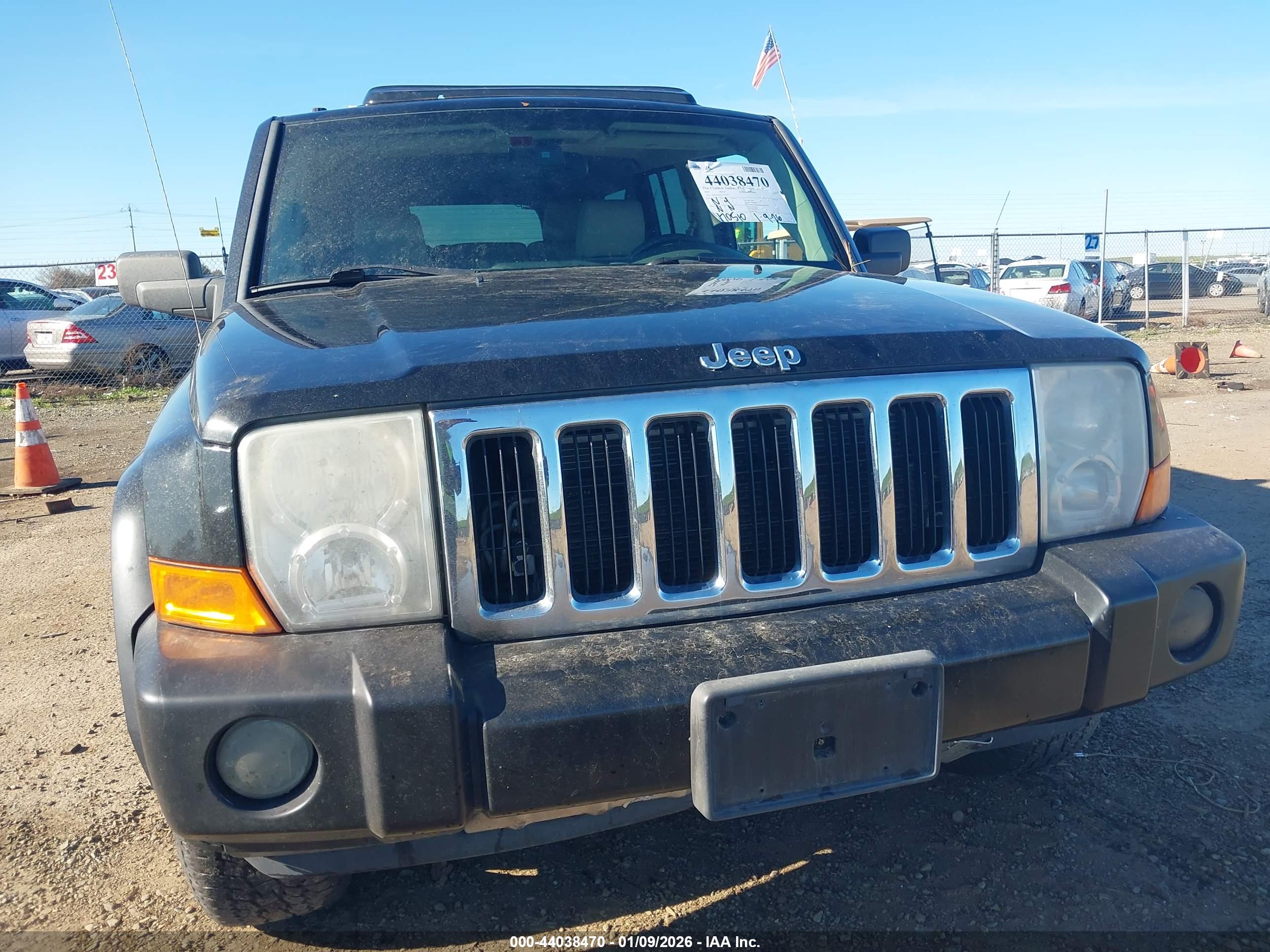 JEEP COMMANDER image 6