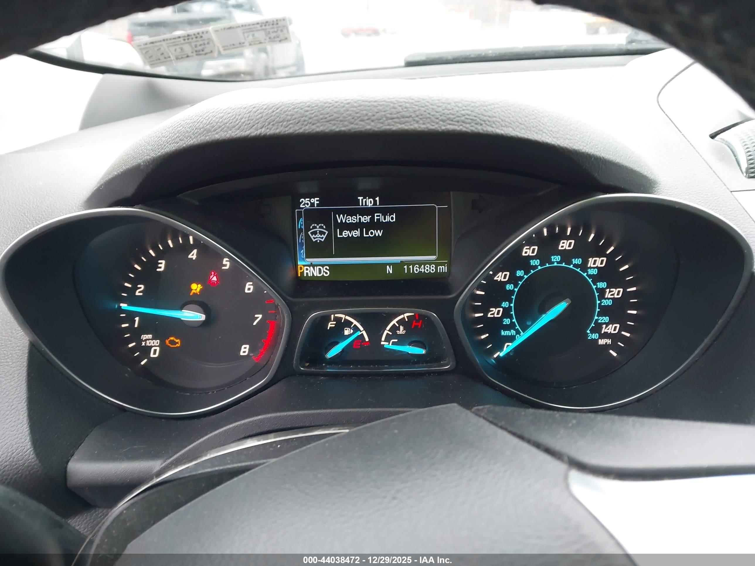 FORD ESCAPE image 7