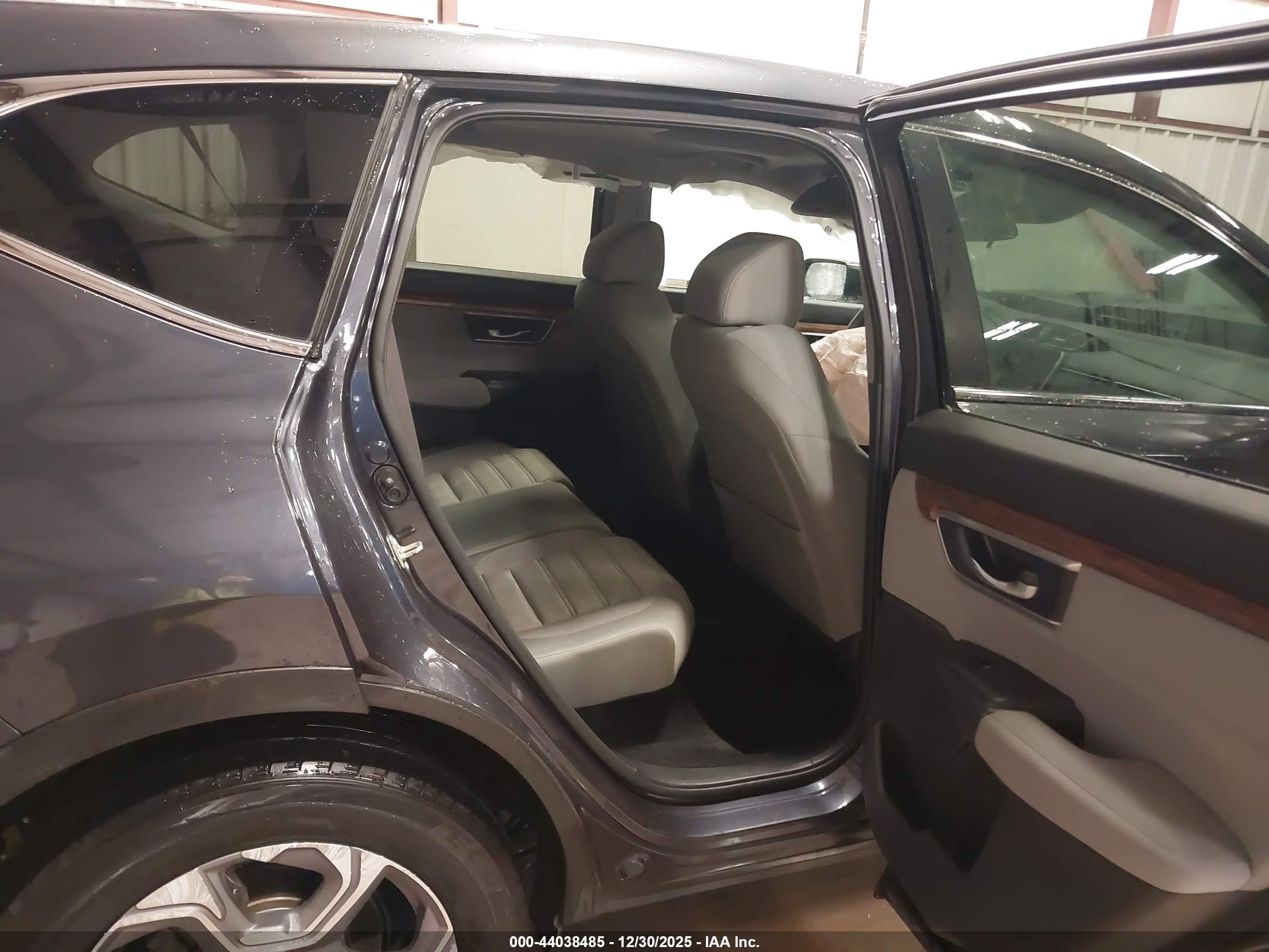 HONDA CR-V image 8