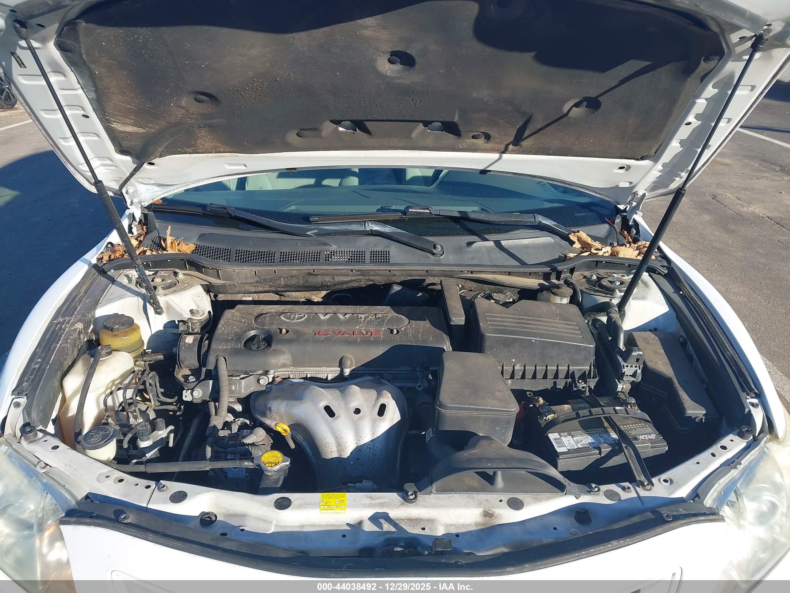 TOYOTA CAMRY image 10