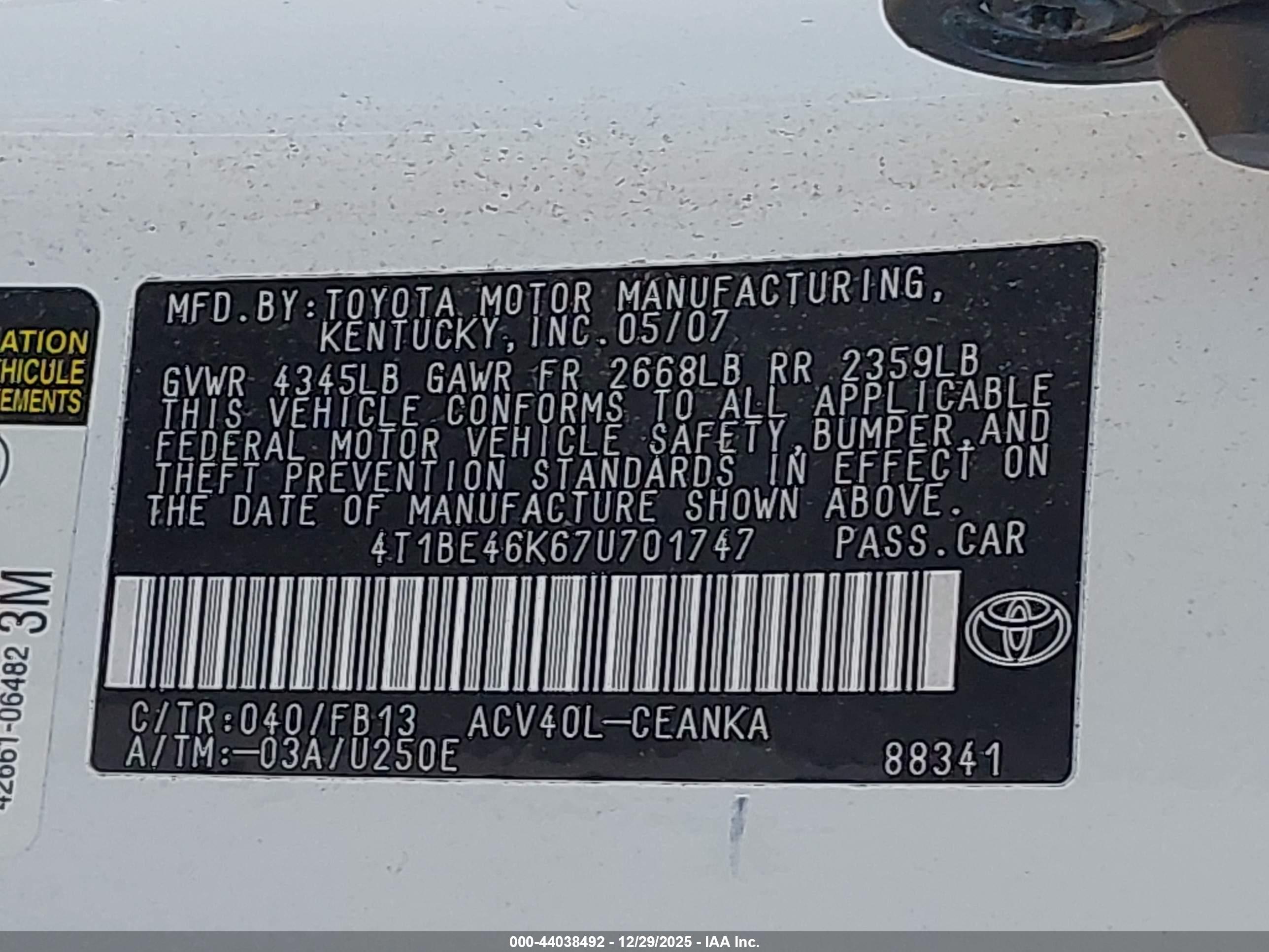 TOYOTA CAMRY image 9