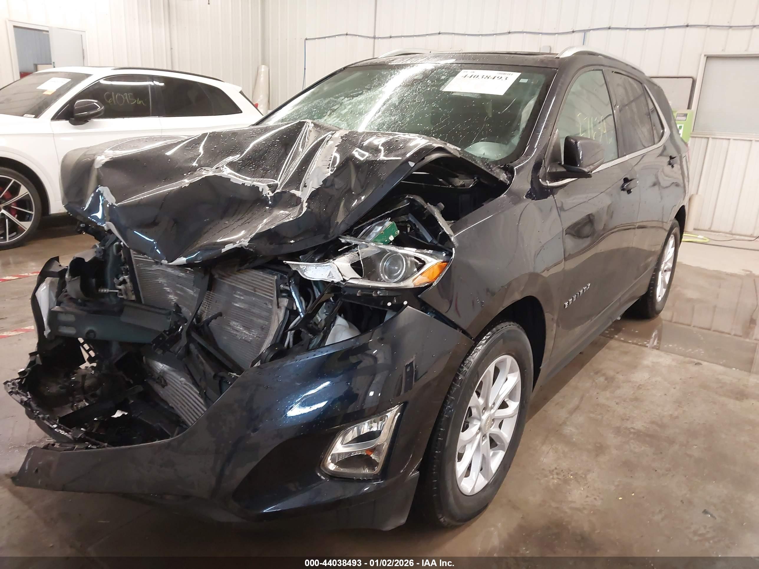 CHEVROLET EQUINOX image 2