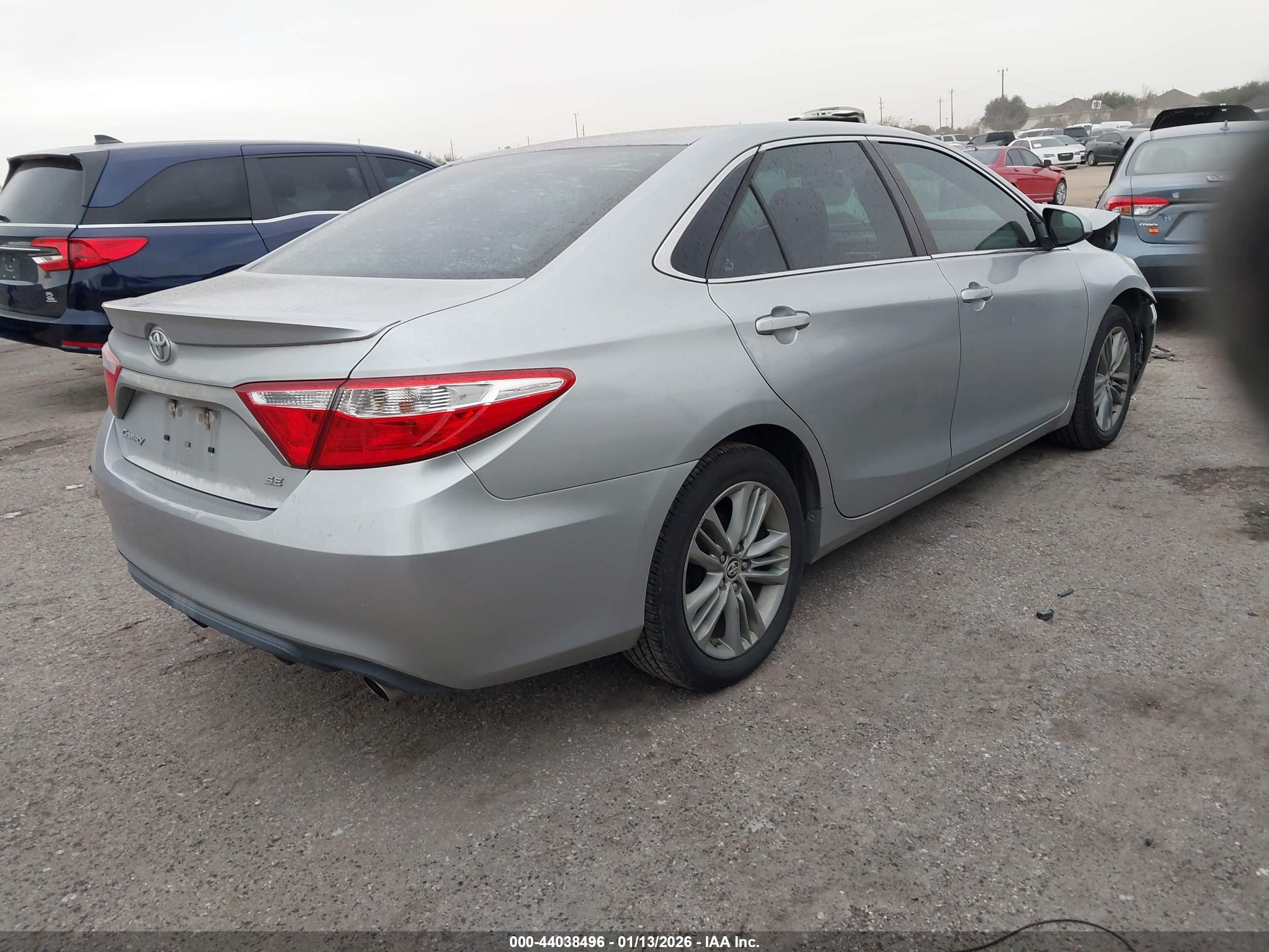 TOYOTA CAMRY image 4