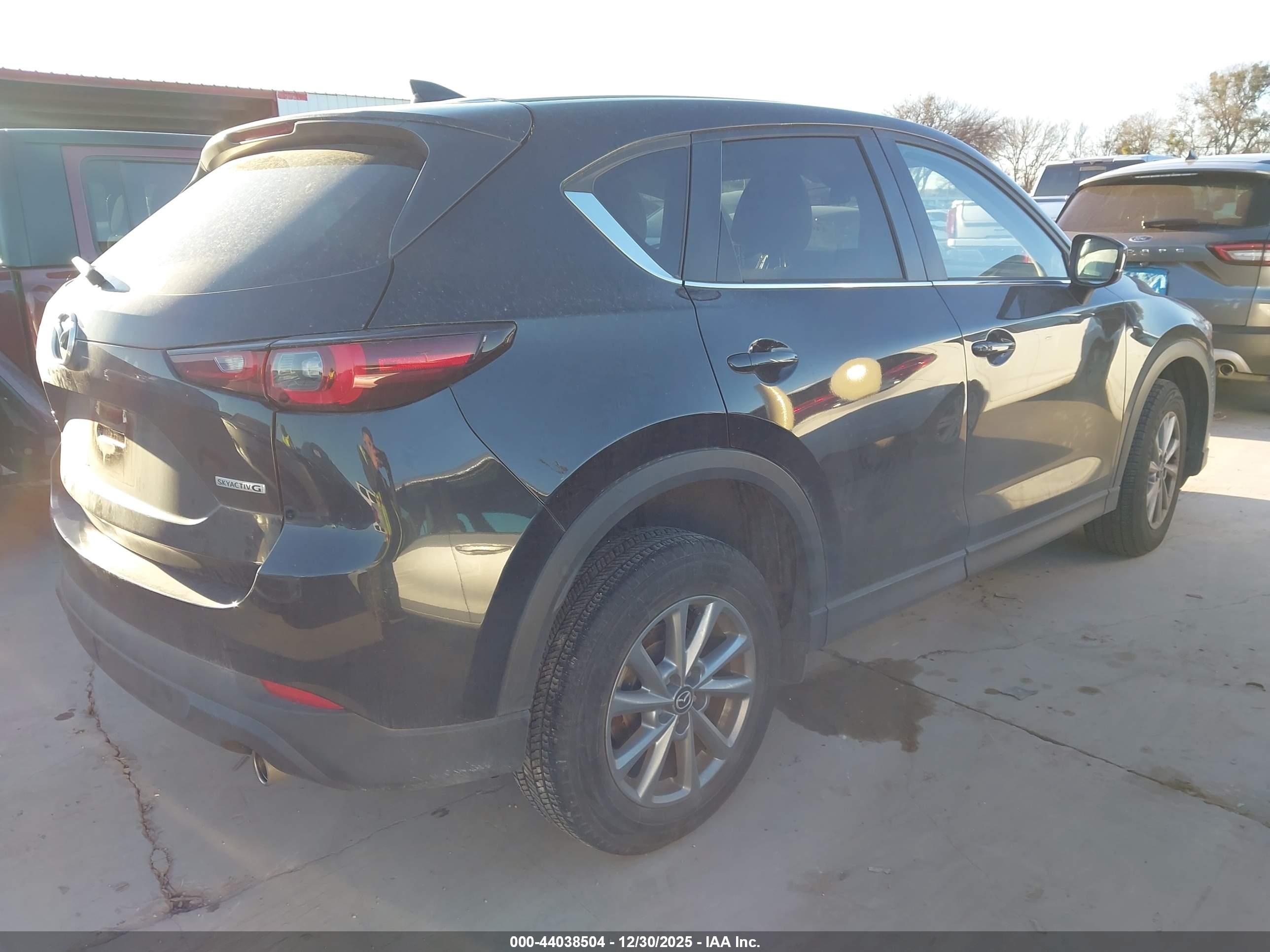 MAZDA CX-5 image 4