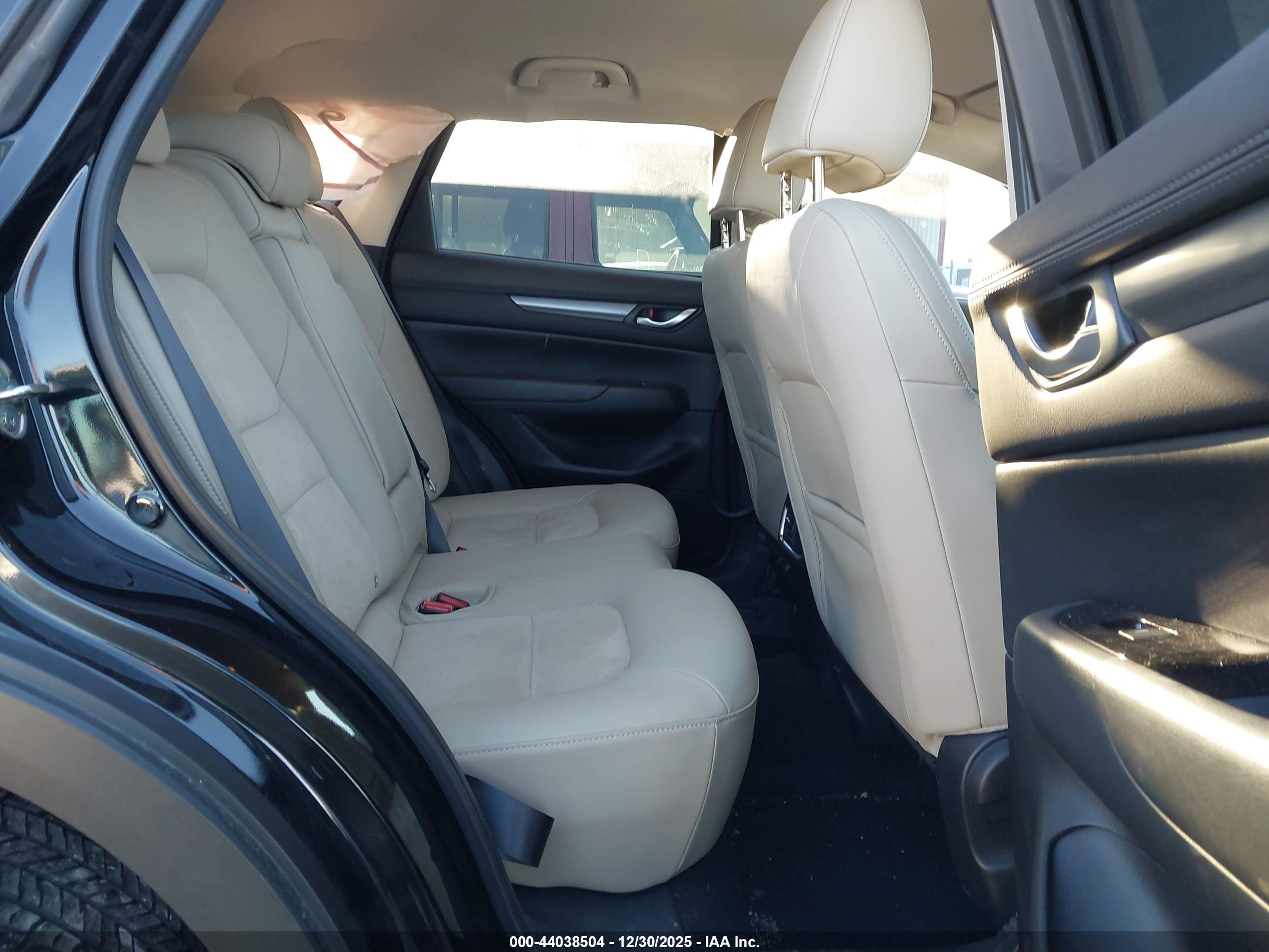 MAZDA CX-5 image 8