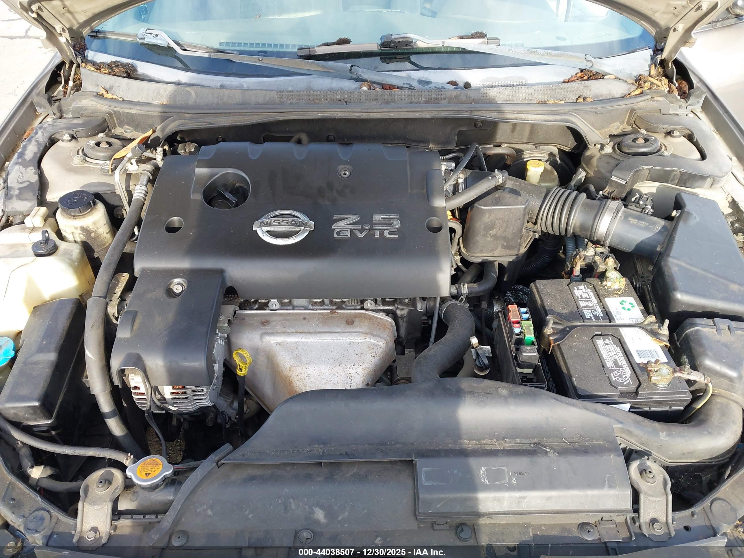 NISSAN ALTIMA image 10