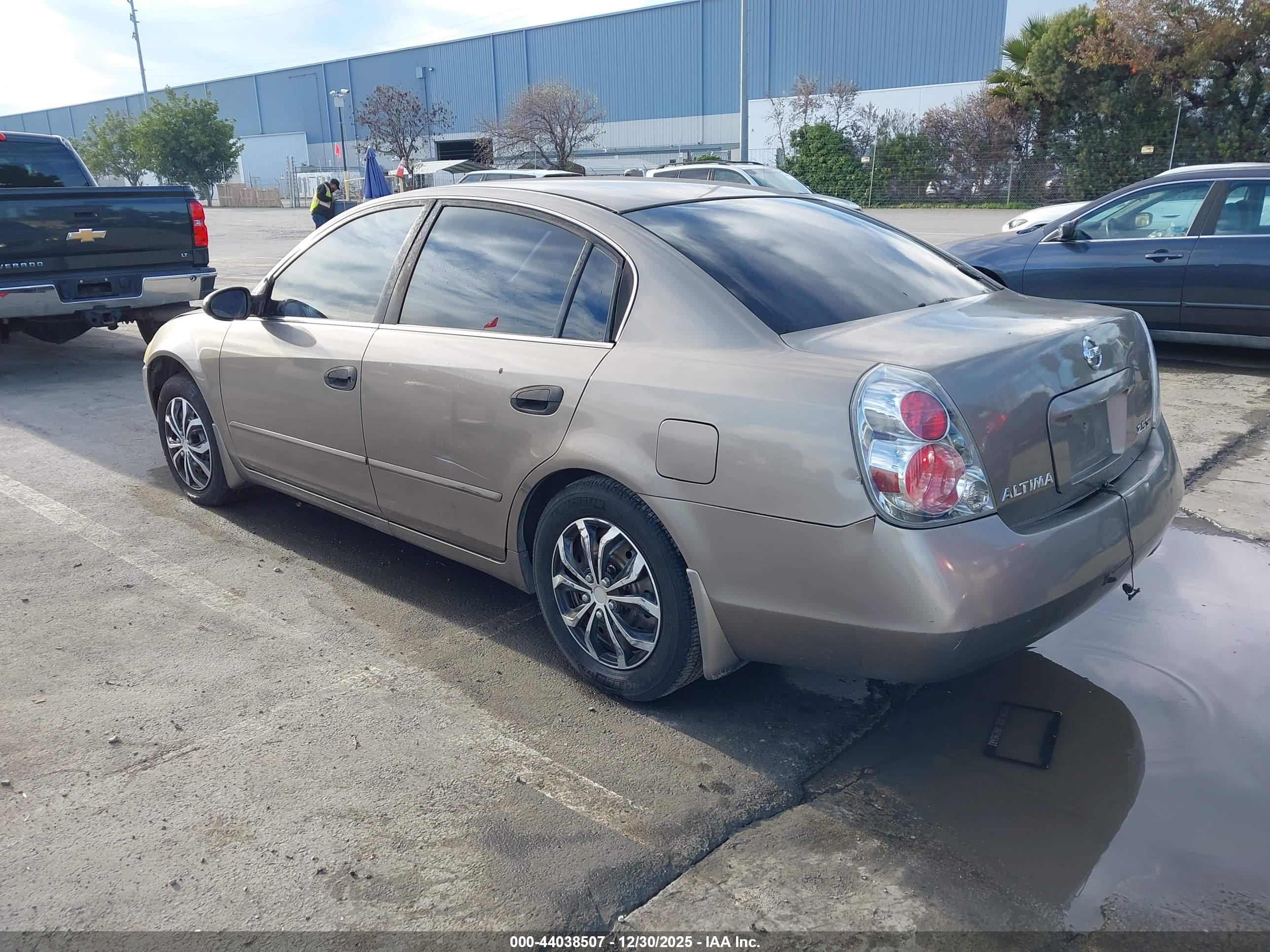 NISSAN ALTIMA image 3