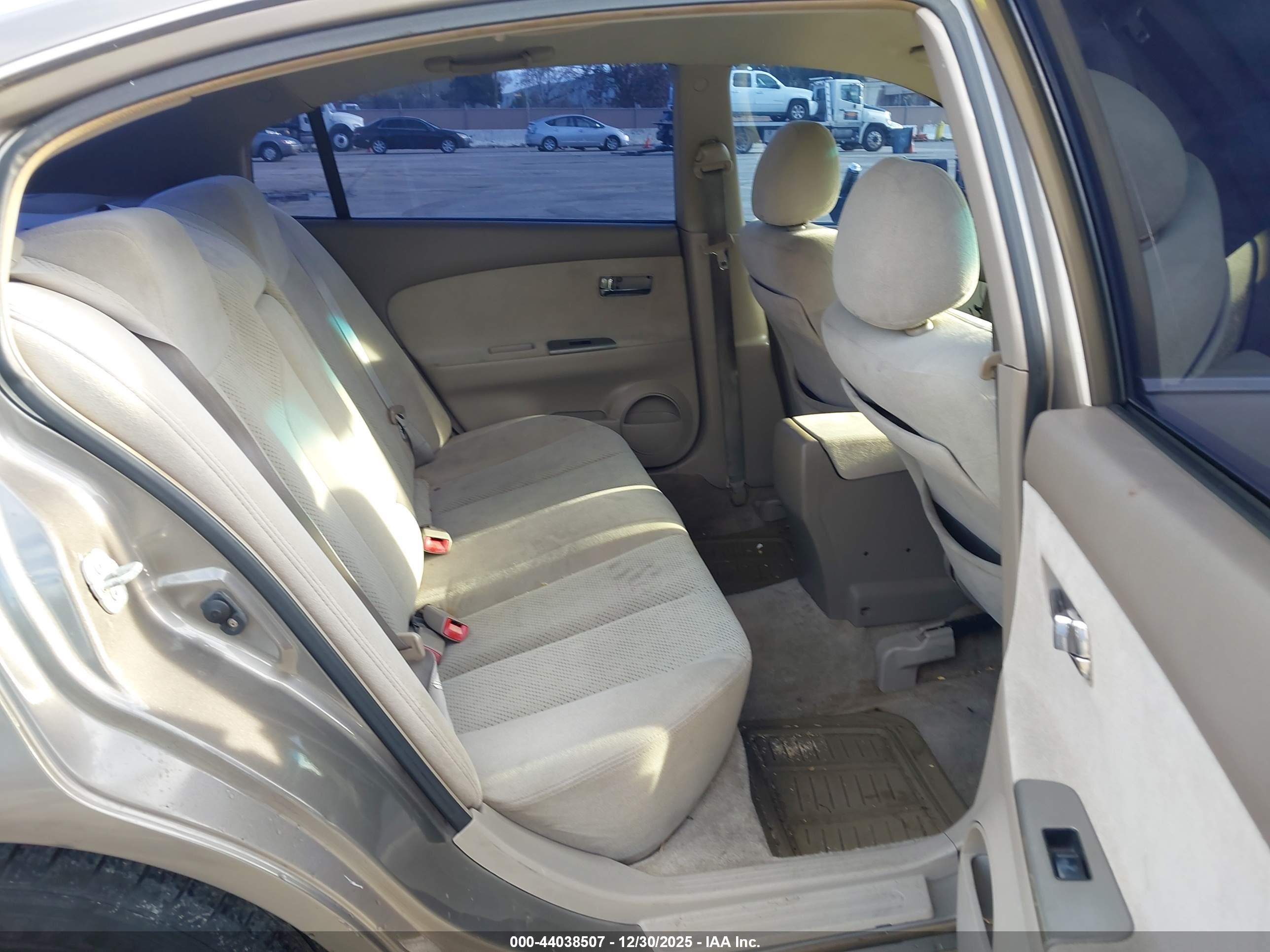 NISSAN ALTIMA image 8