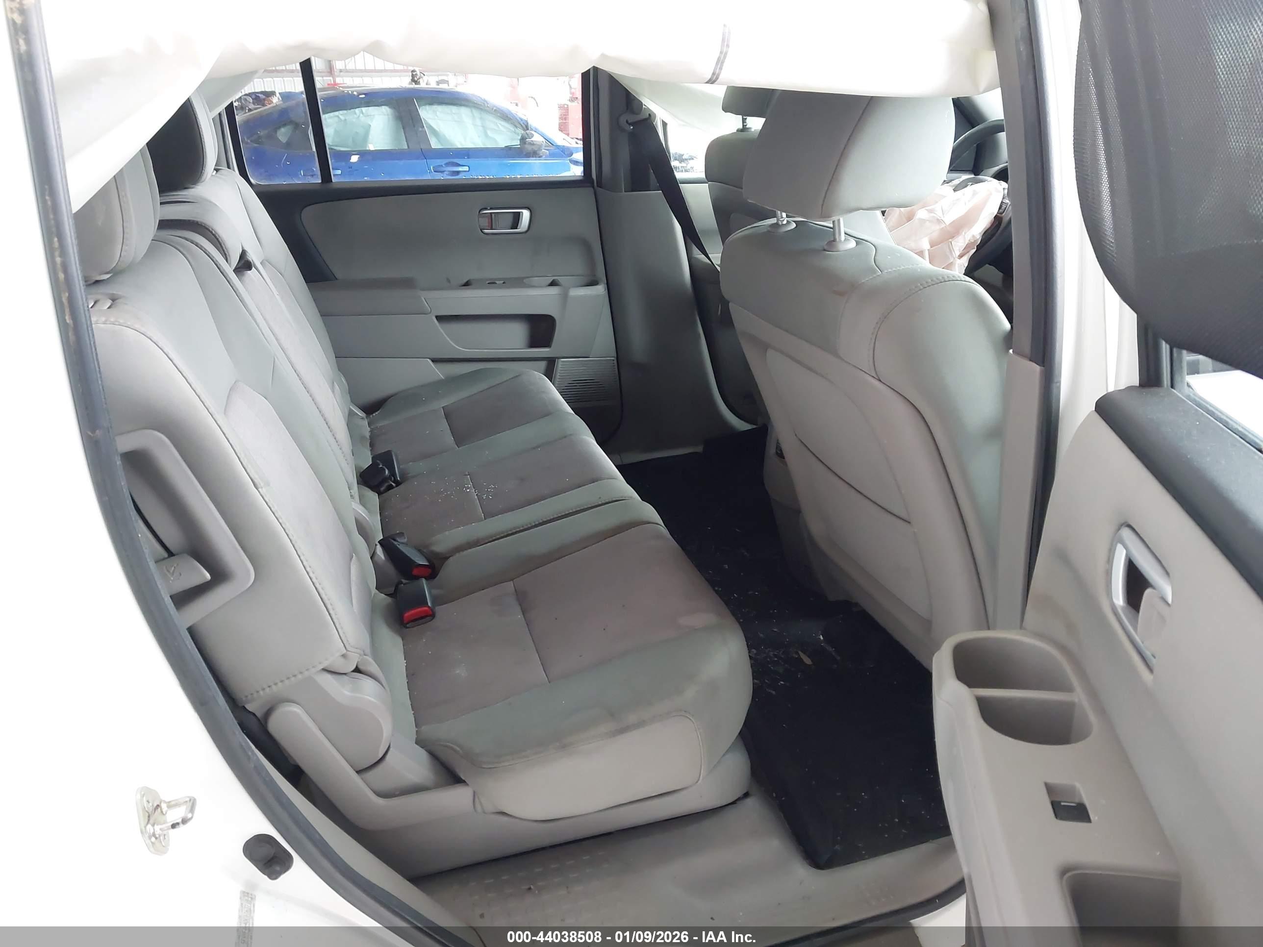 HONDA PILOT image 8