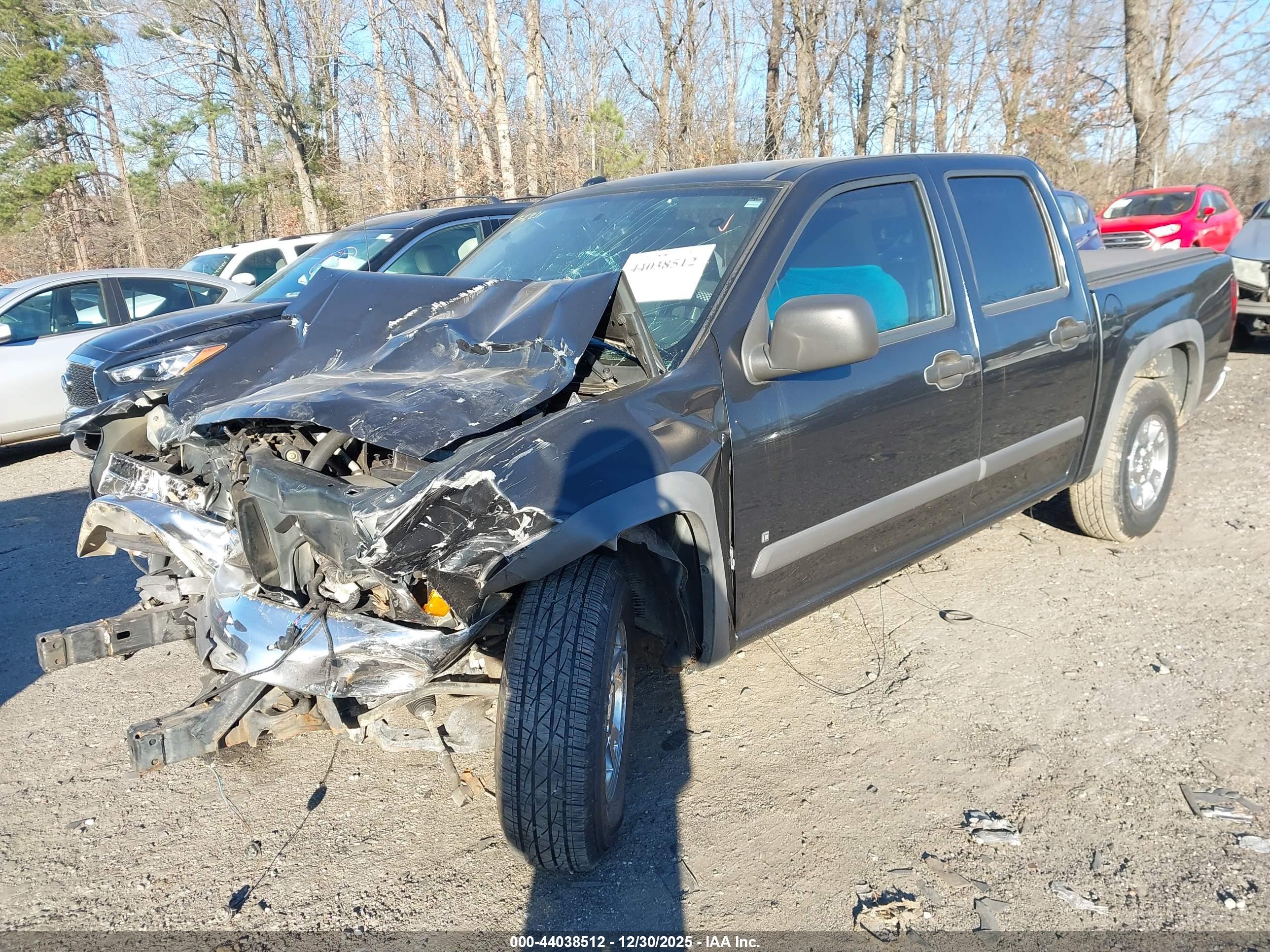 CHEVROLET COLORADO image 2