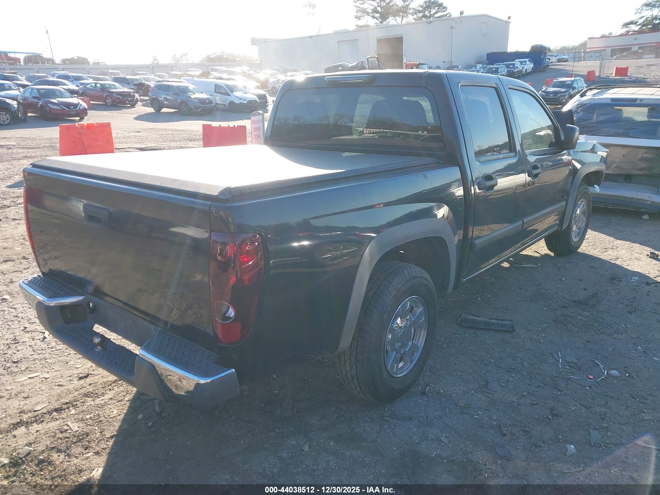 CHEVROLET COLORADO image 4