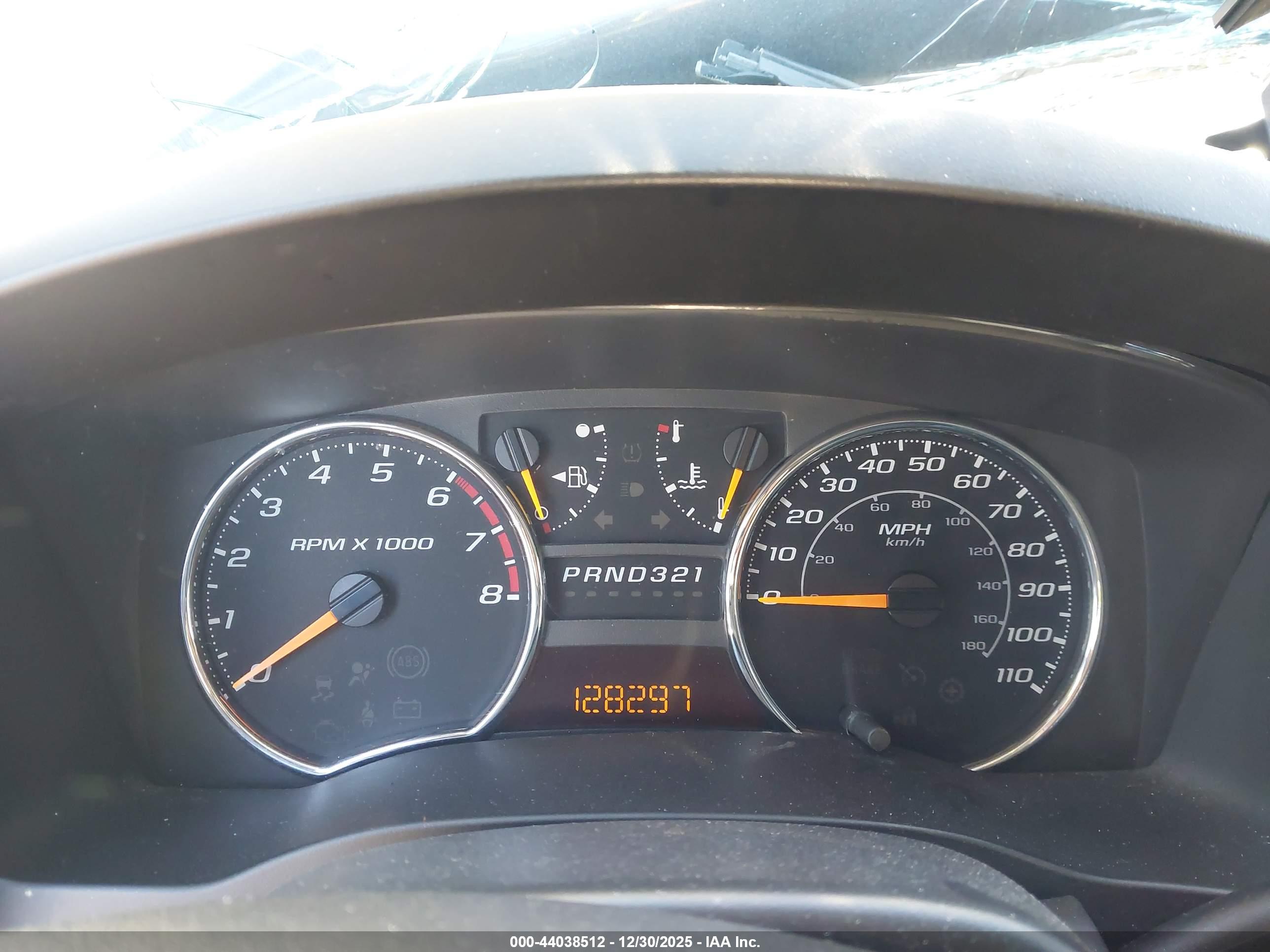 CHEVROLET COLORADO image 7