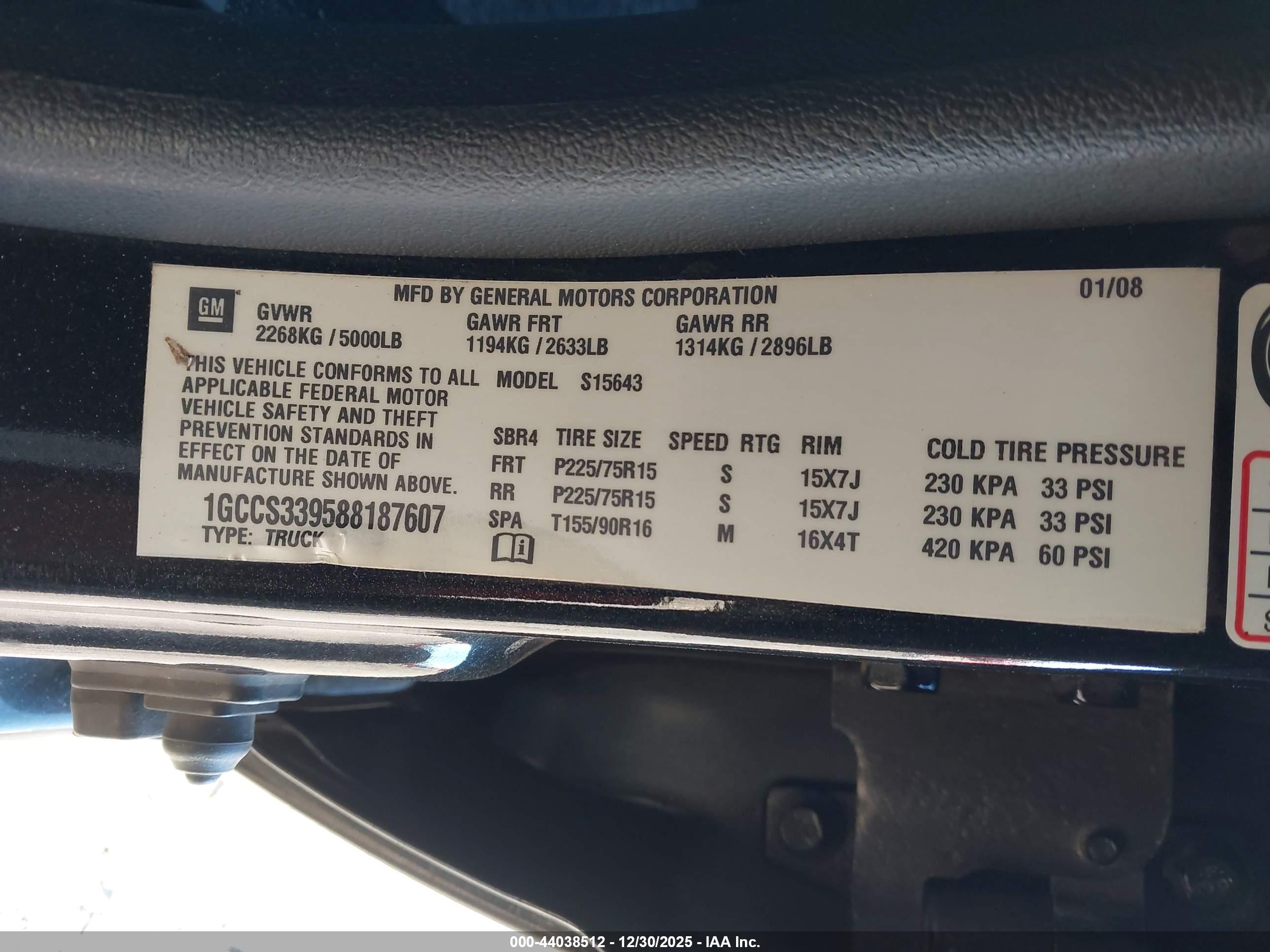 CHEVROLET COLORADO image 9