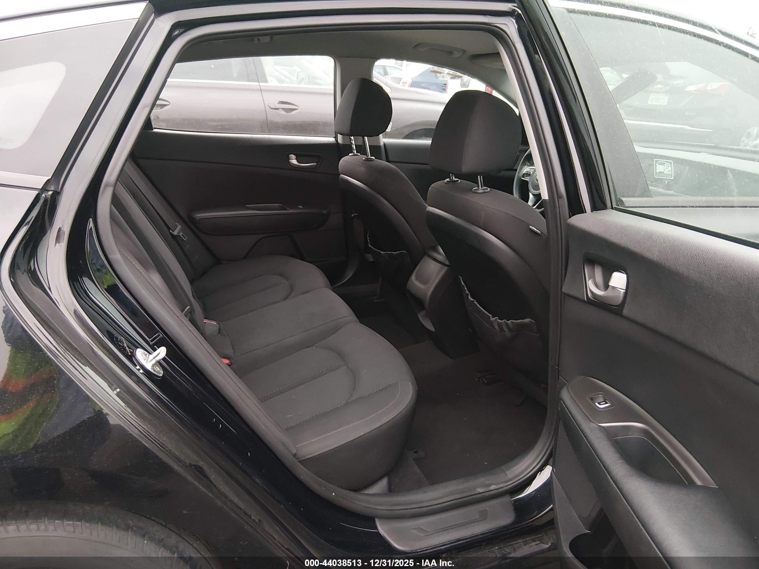KIA OPTIMA image 8
