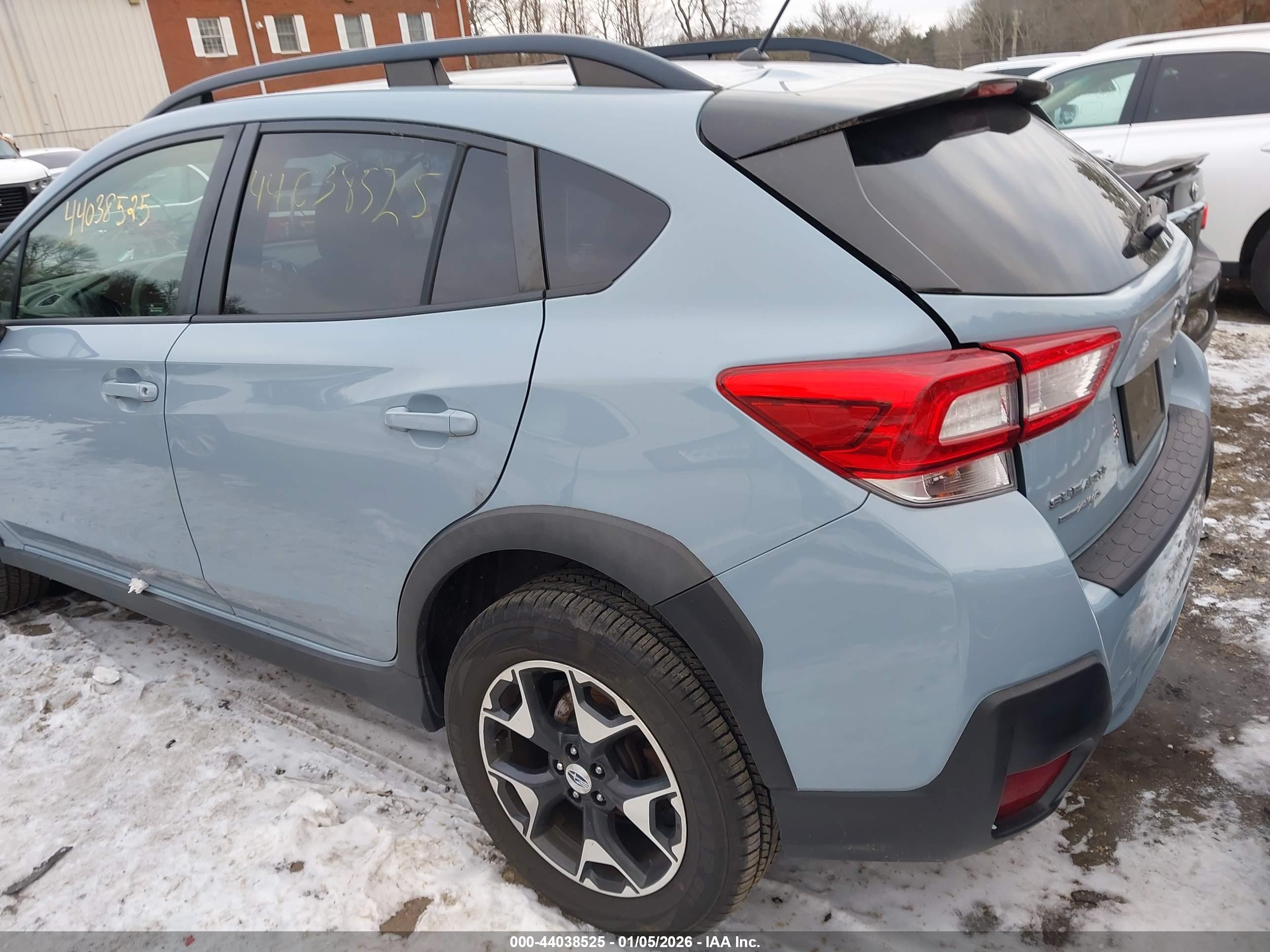 SUBARU CROSSTREK image 3