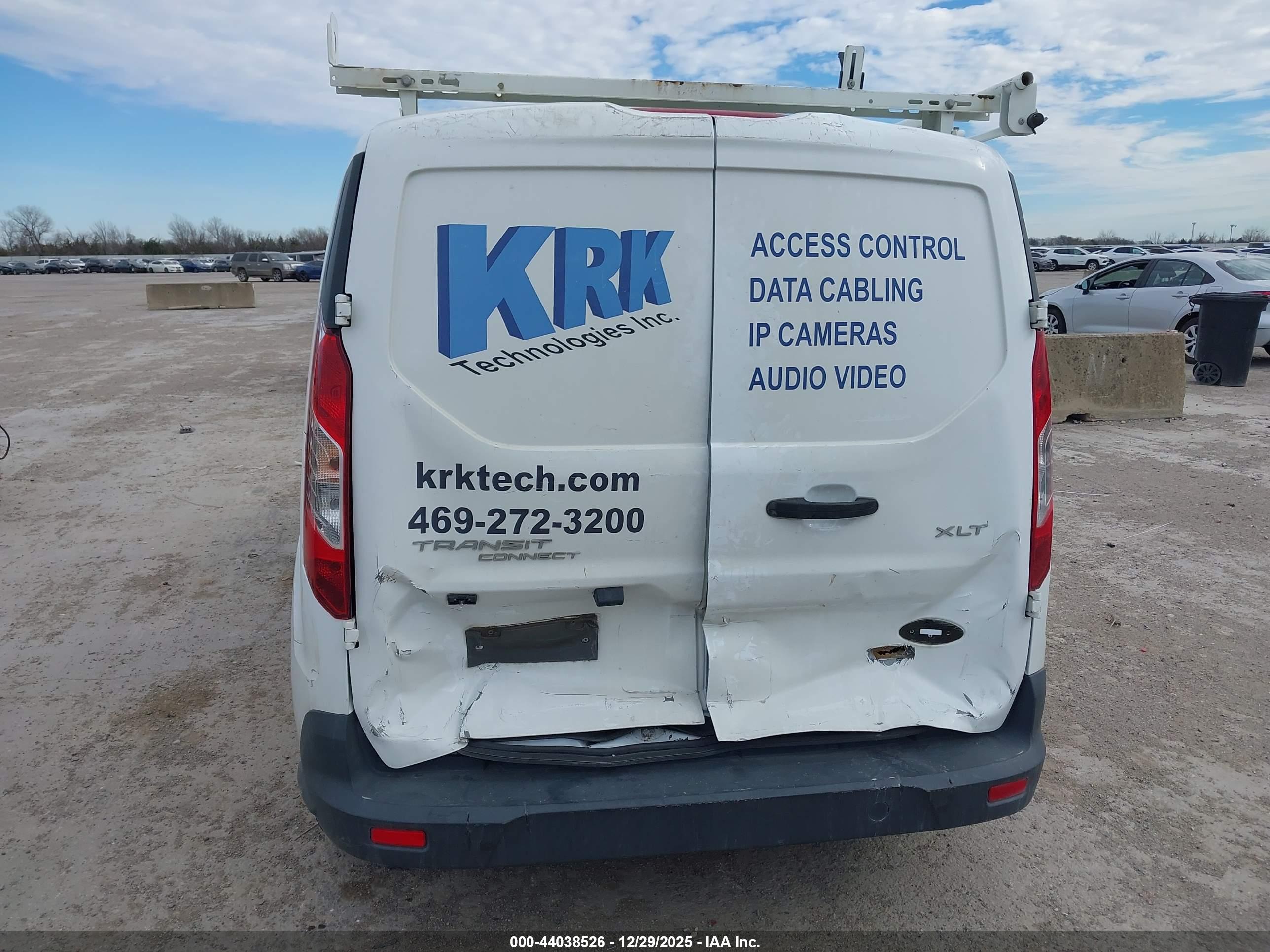 FORD TRANSIT image 6
