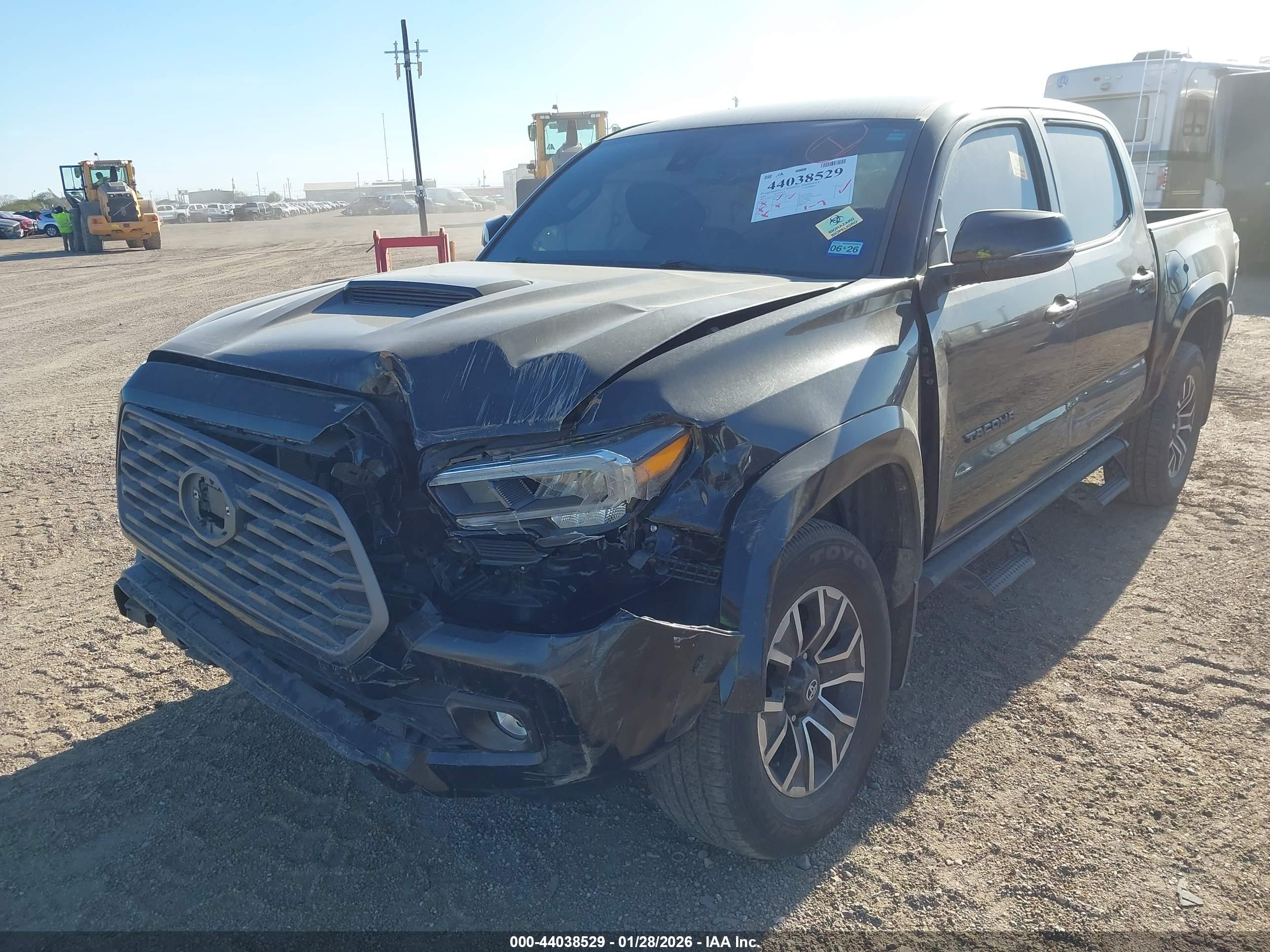 TOYOTA TACOMA image 6