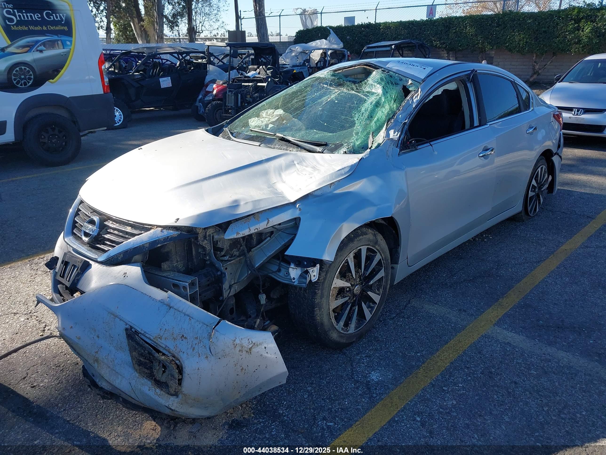 NISSAN ALTIMA image 2