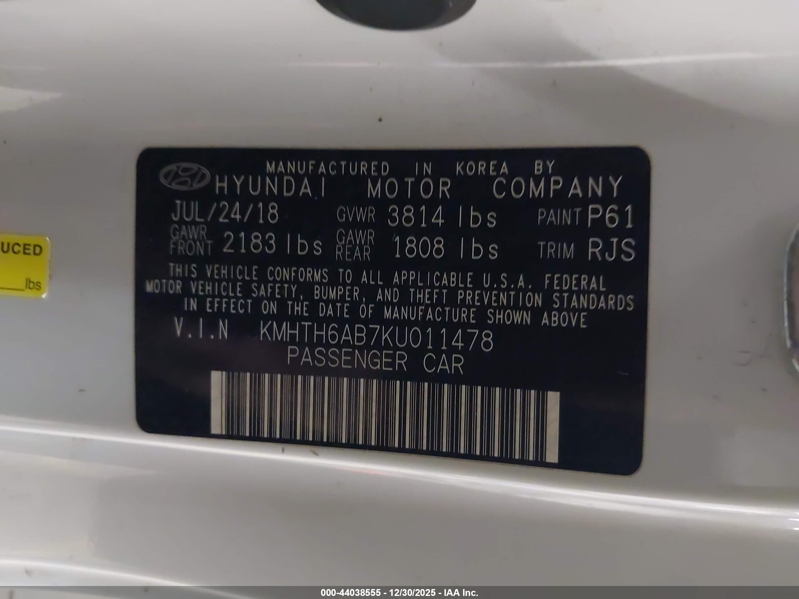 HYUNDAI VELOSTER image 9