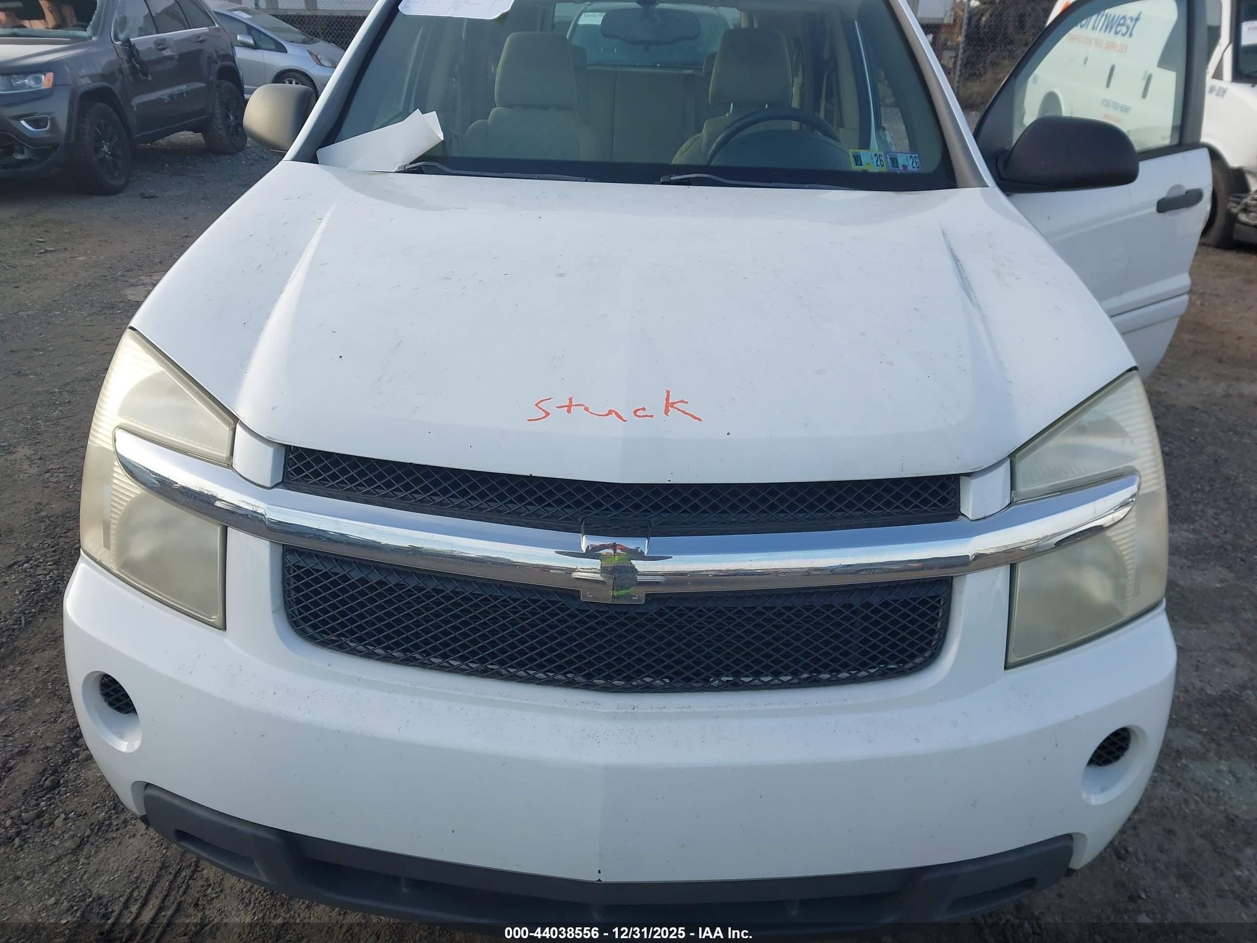 CHEVROLET EQUINOX image 10