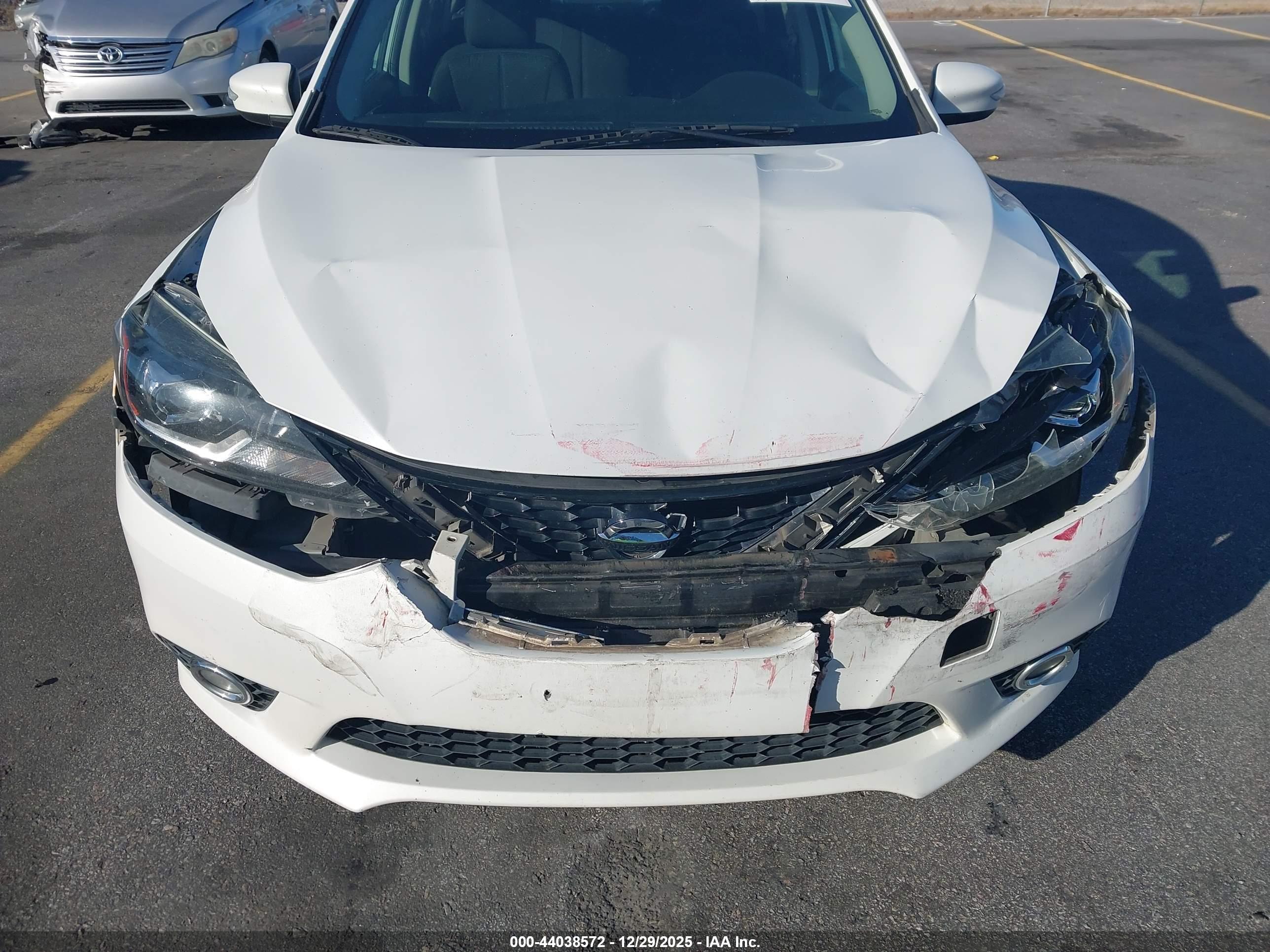 NISSAN SENTRA image 6
