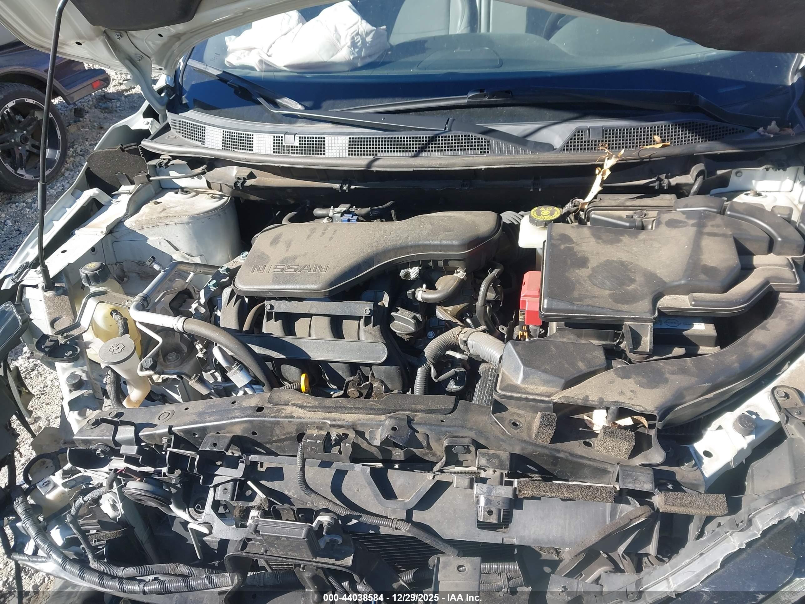 NISSAN ROGUE image 10