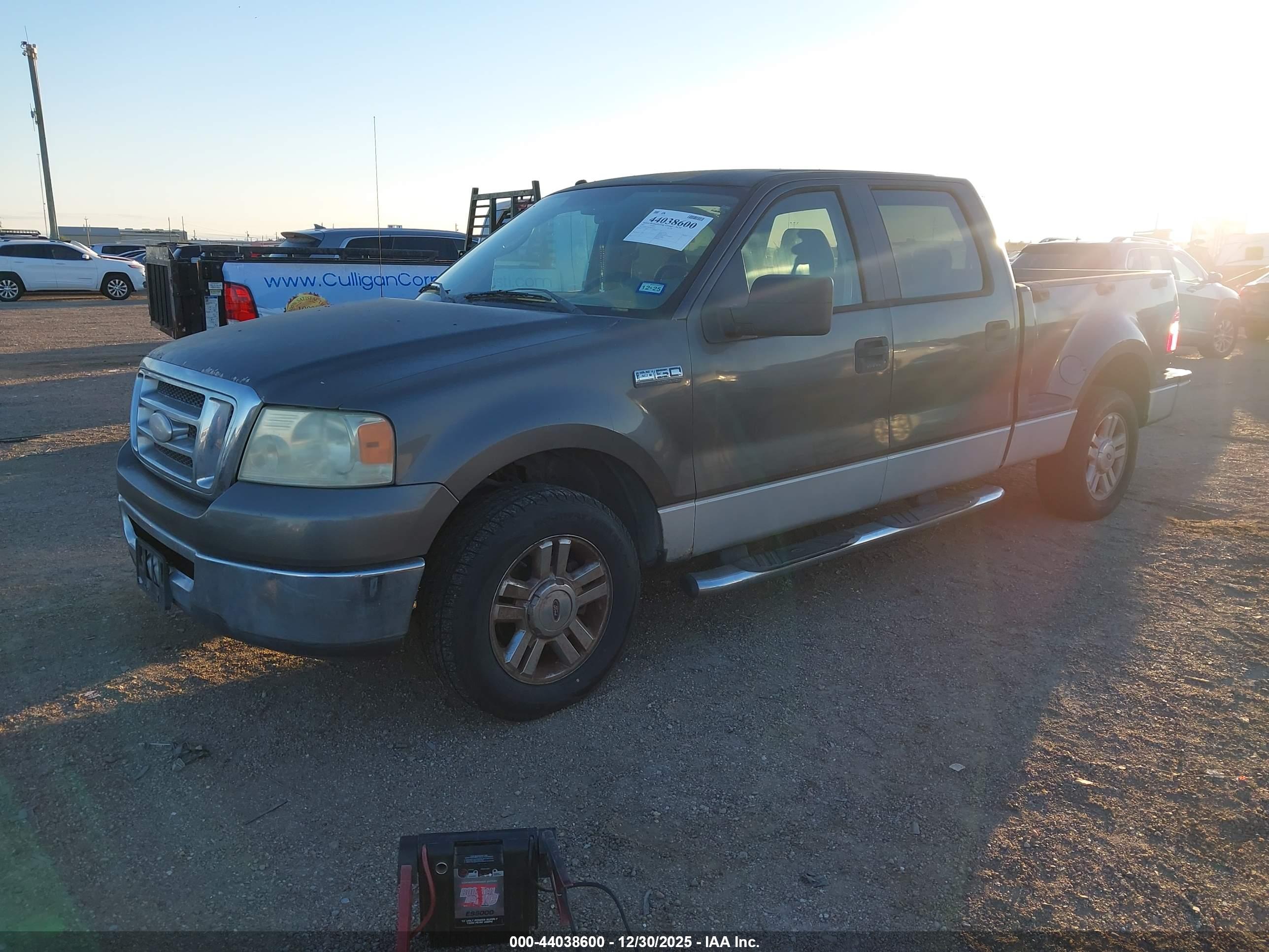 FORD F-150 image 2