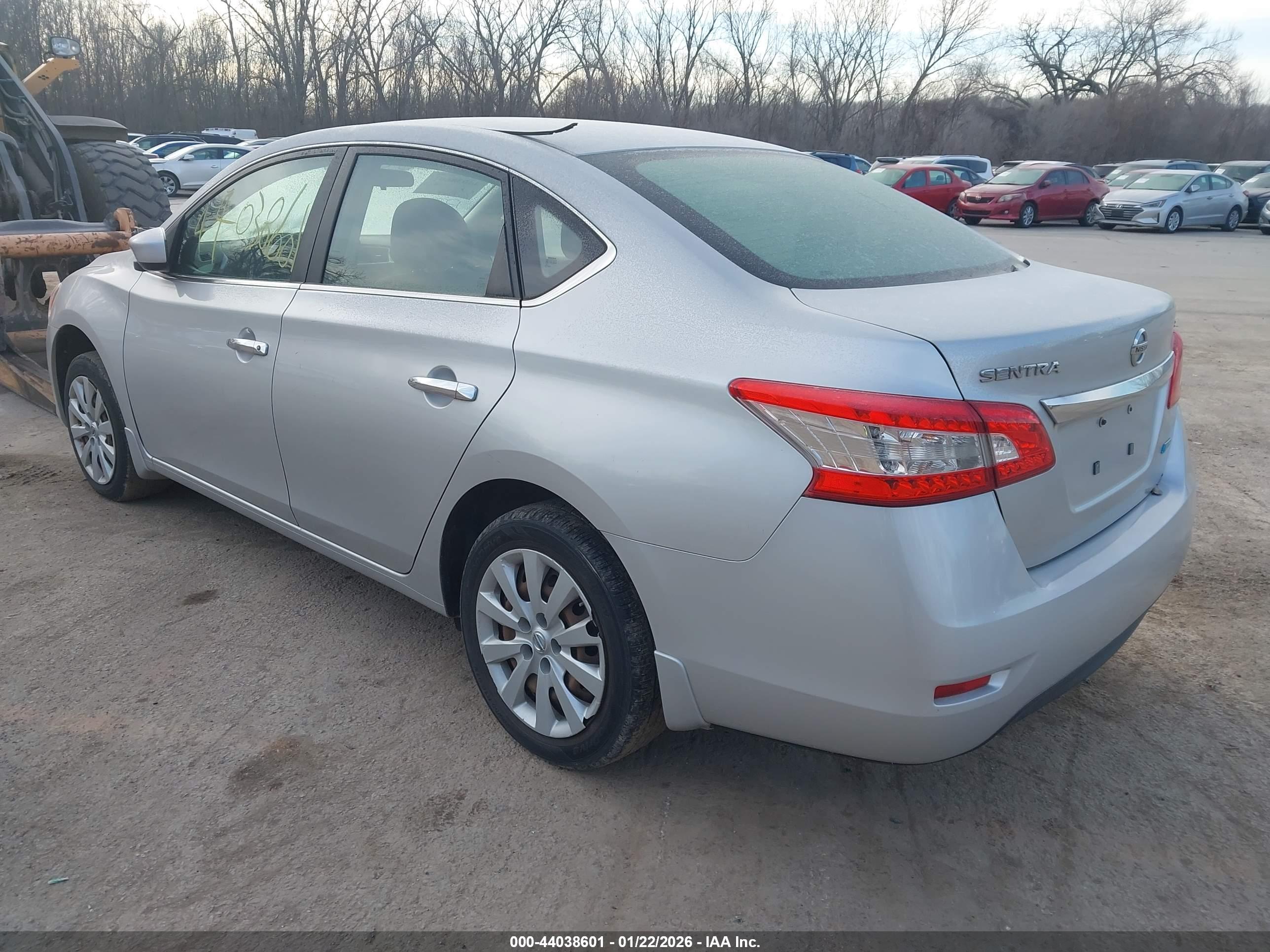 NISSAN SENTRA image 3
