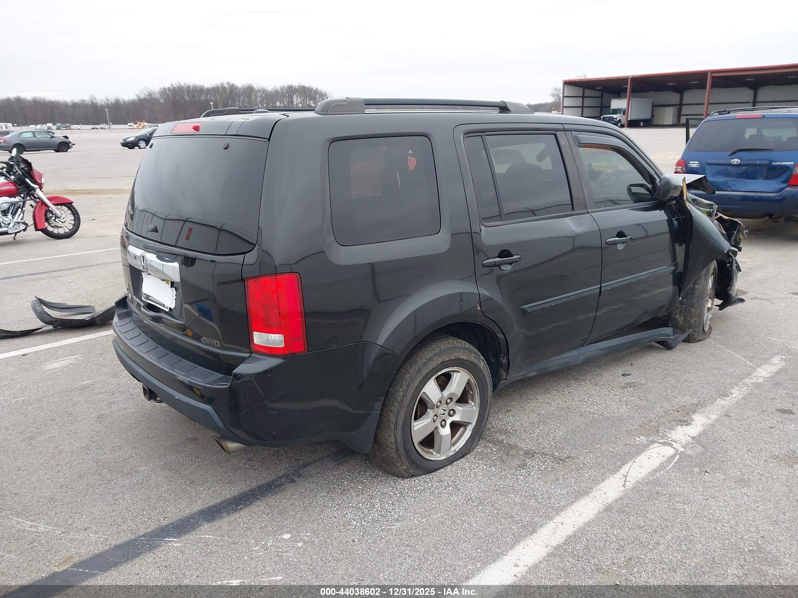 HONDA PILOT image 4