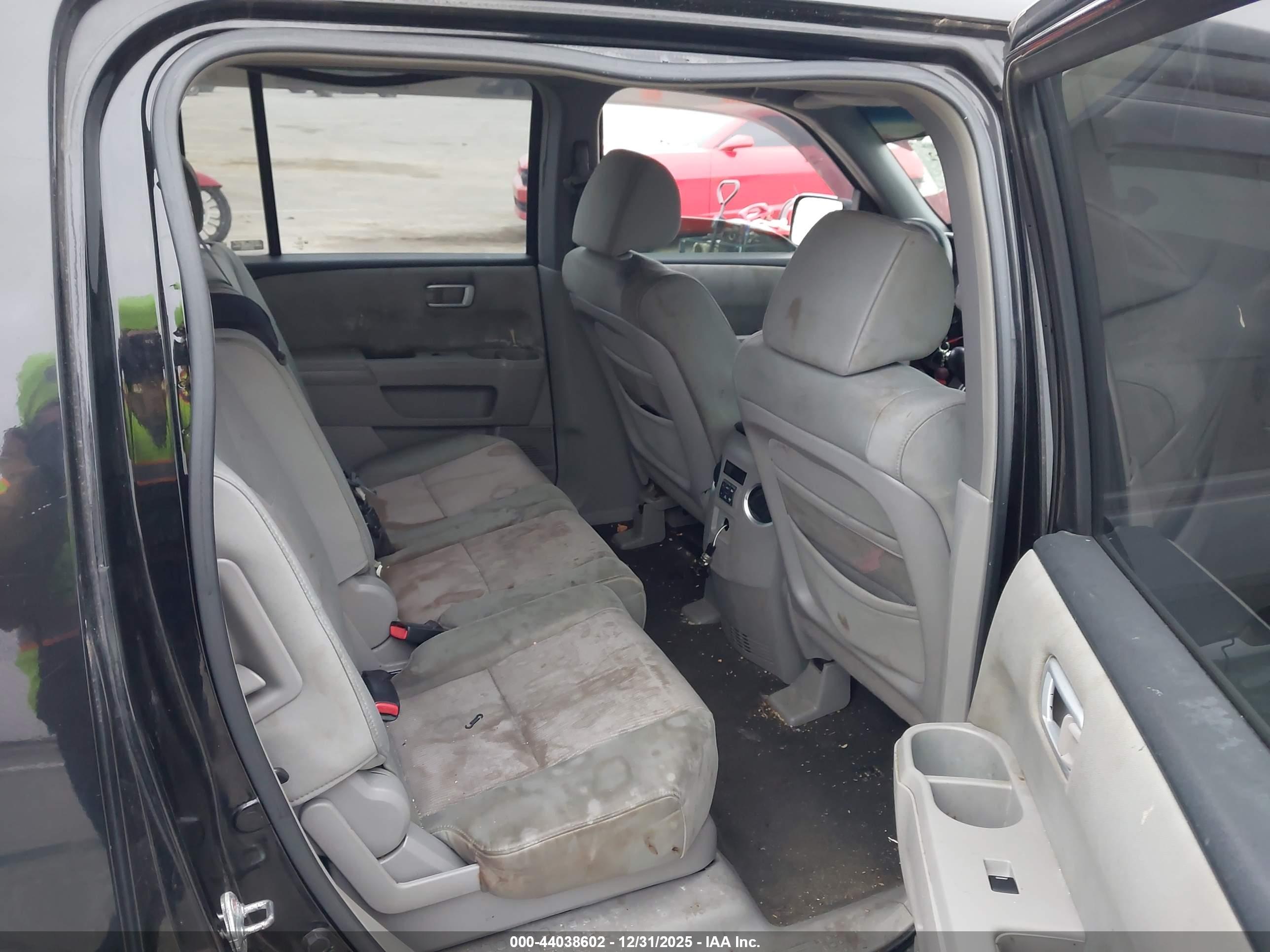 HONDA PILOT image 8