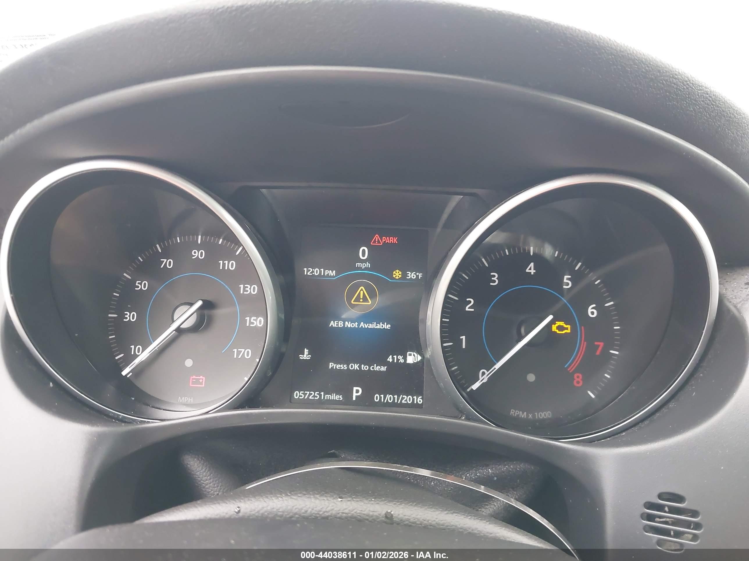 JAGUAR XE image 7