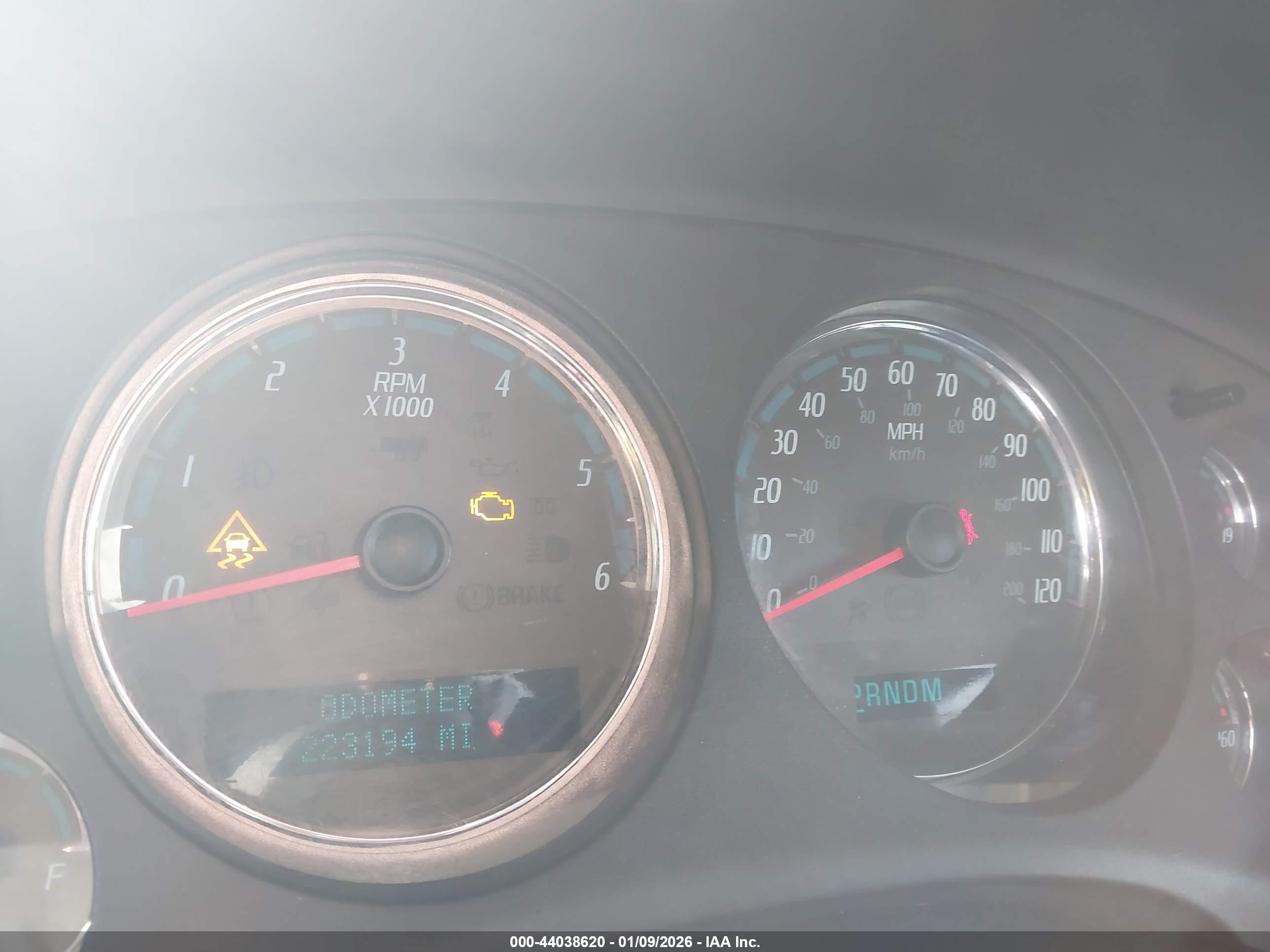 GMC YUKON image 7
