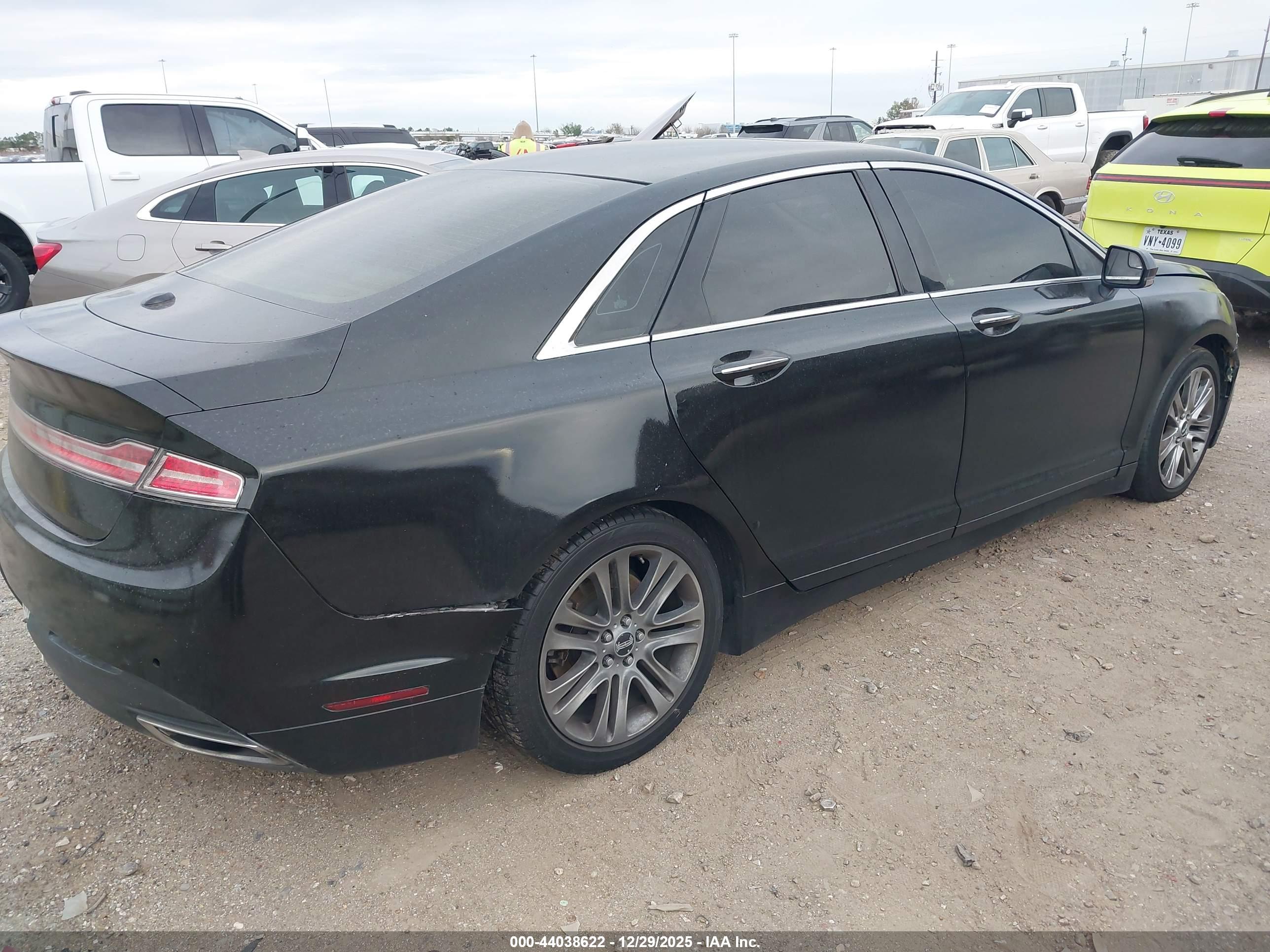 LINCOLN MKZ image 4
