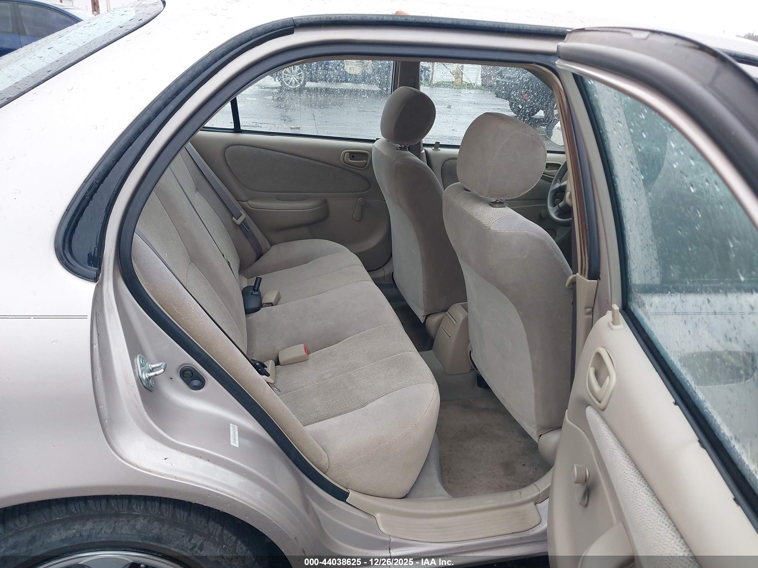 TOYOTA COROLLA image 8