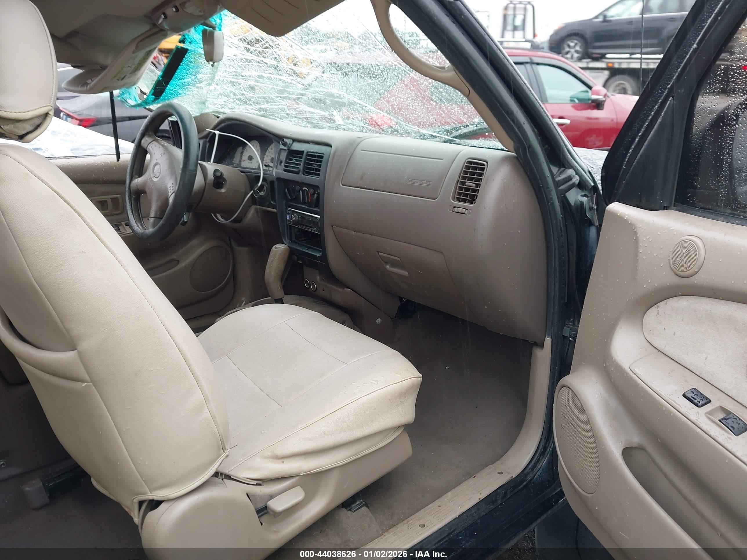 TOYOTA TACOMA image 5