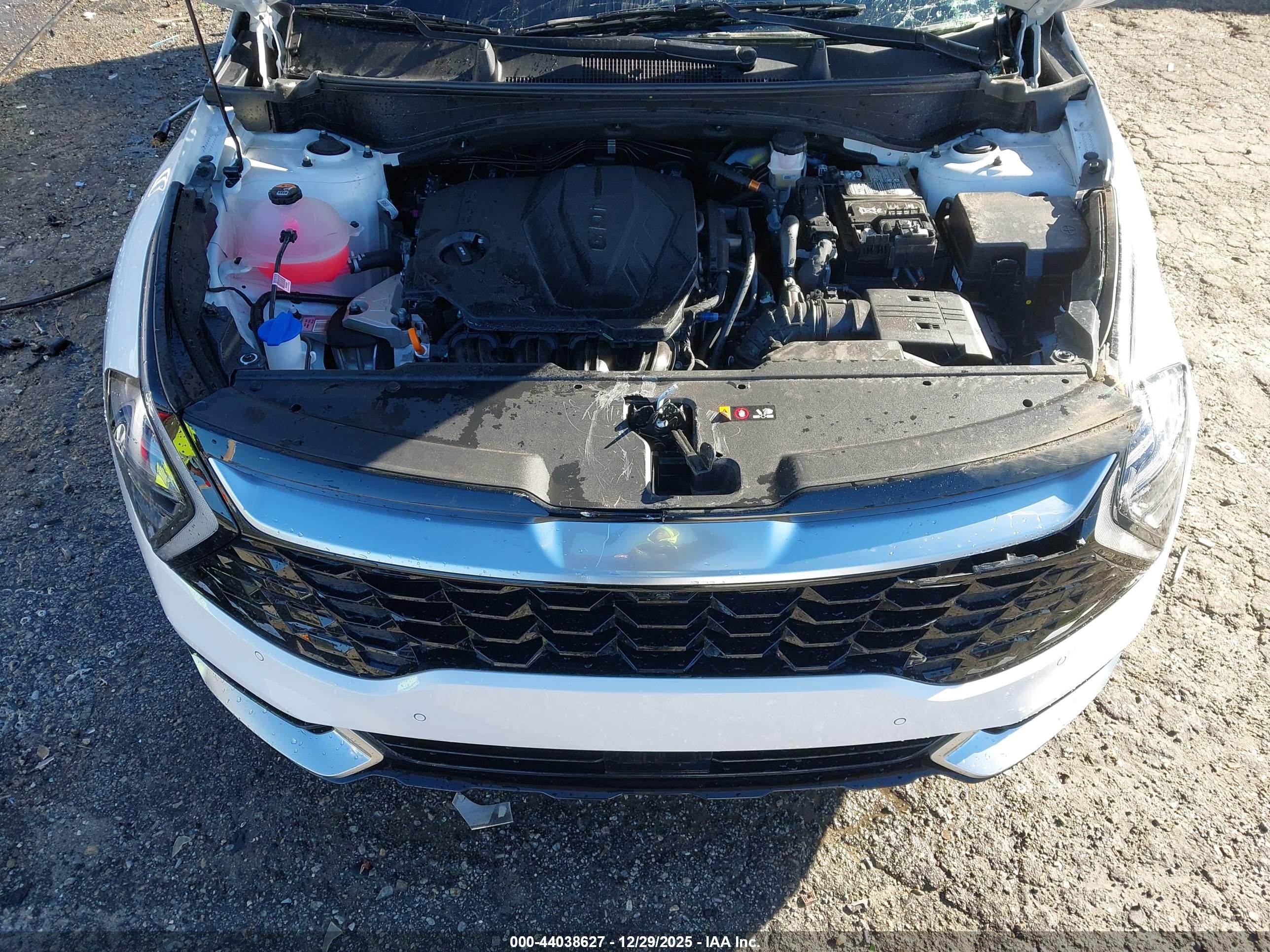 KIA SPORTAGE image 10