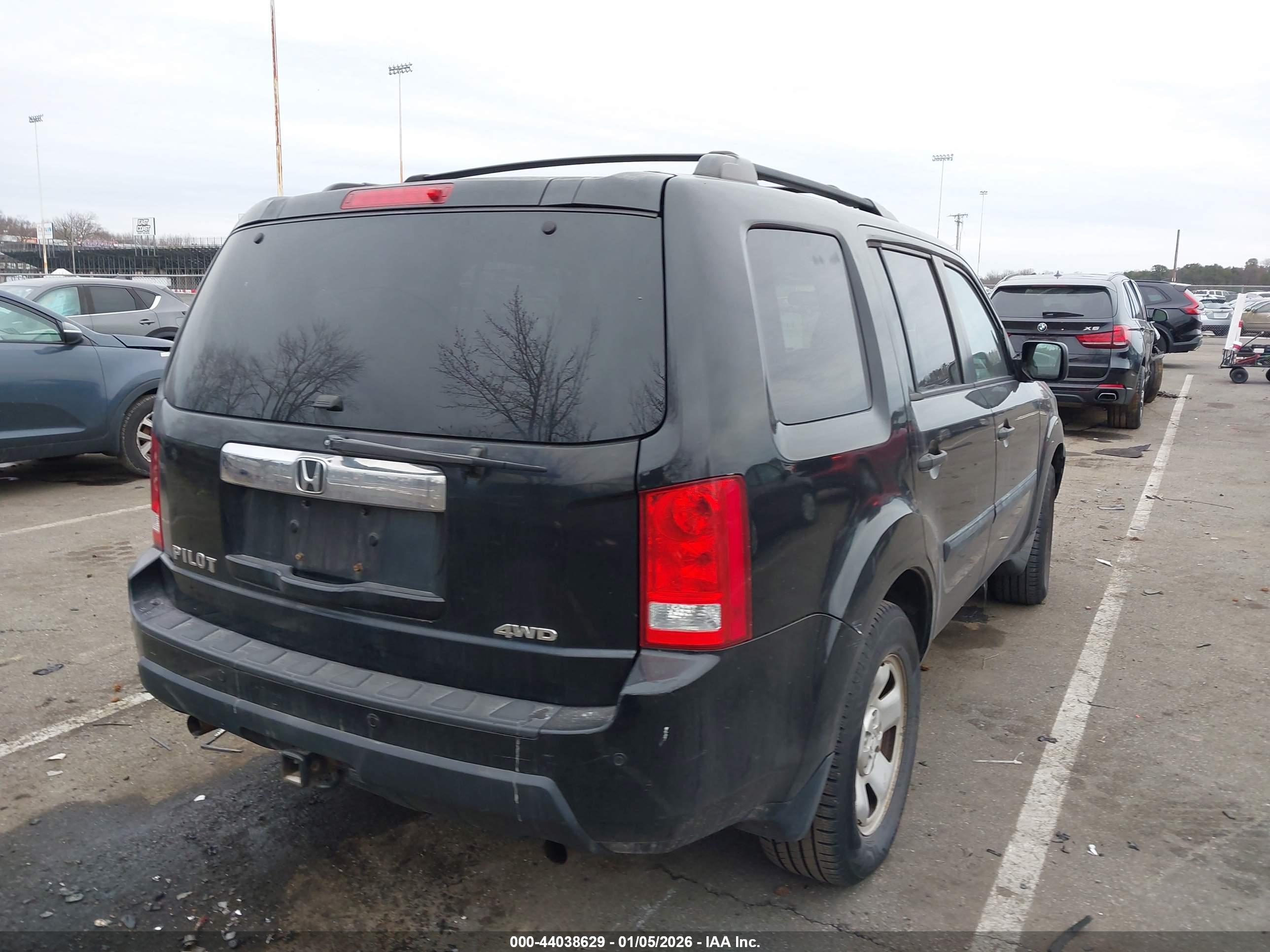 HONDA PILOT image 4