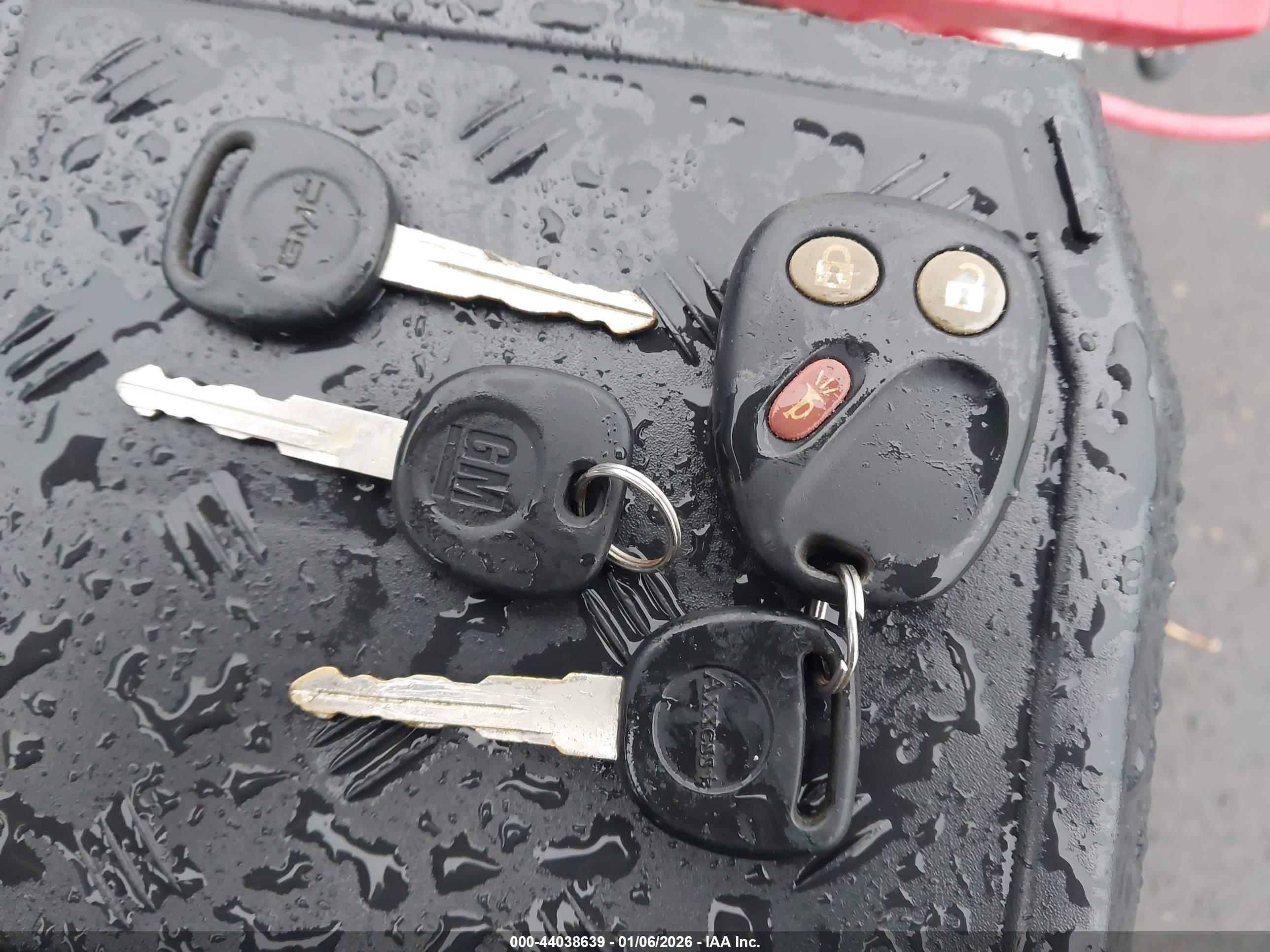 GMC YUKON image 11