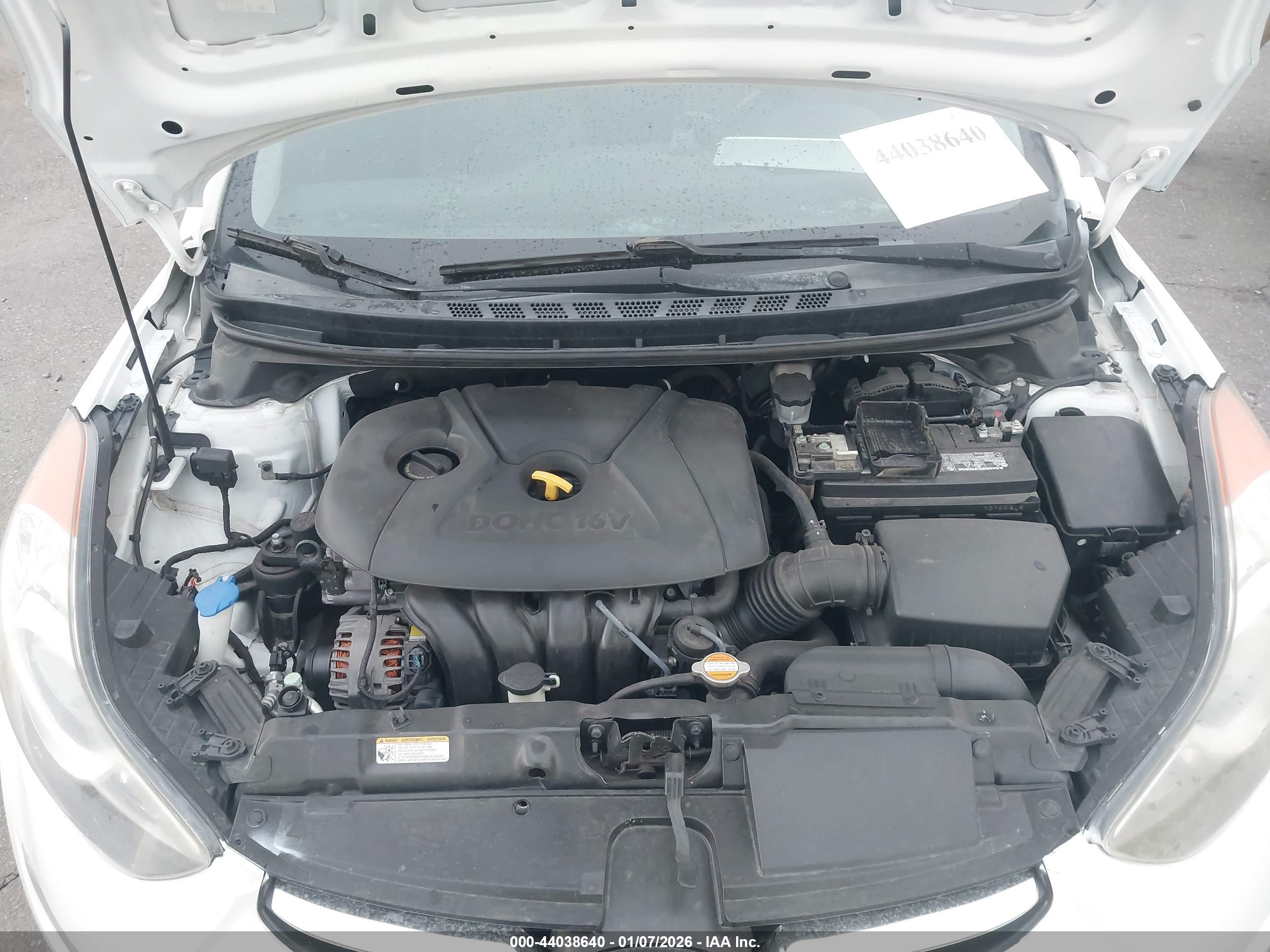 HYUNDAI ELANTRA image 10